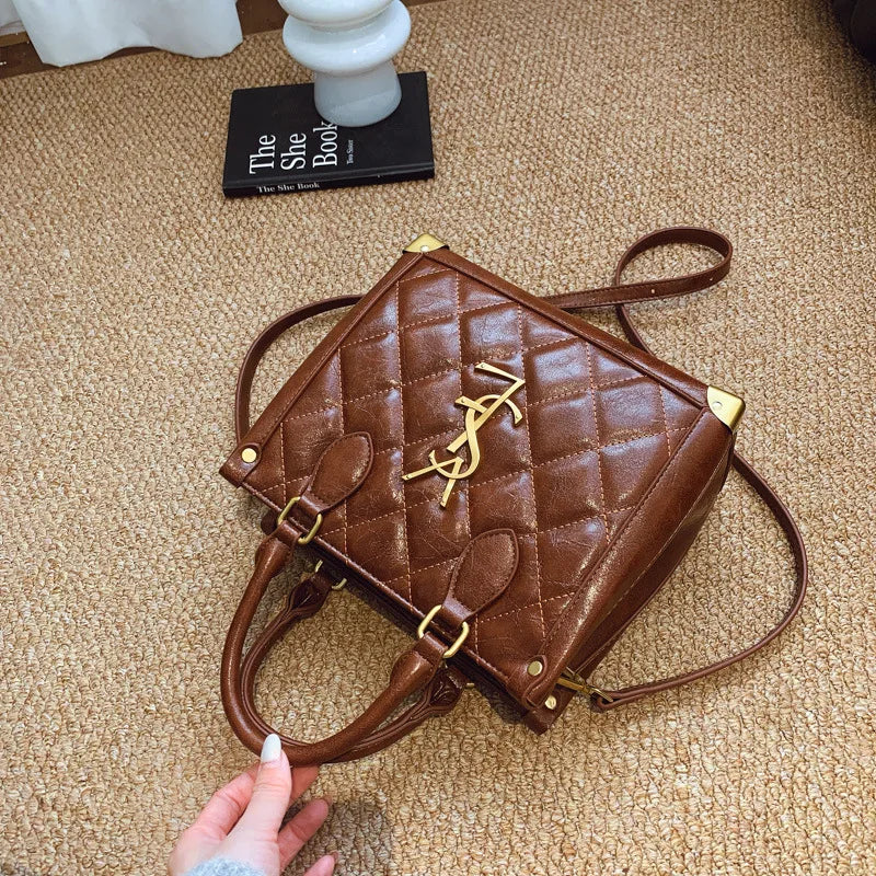 New Fashionable Commuter Women's Bags, High-end Large-capacity Oblique Span Bags, Simple Retro Handbags