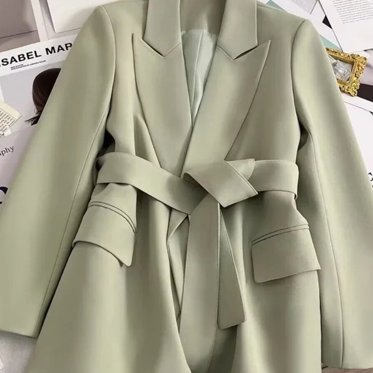 Spring New in Women's Blazer Belt Slim Fitting Temperament Fashion Small Suit Top for Women Commuting Korean Version Suit Jacket Green