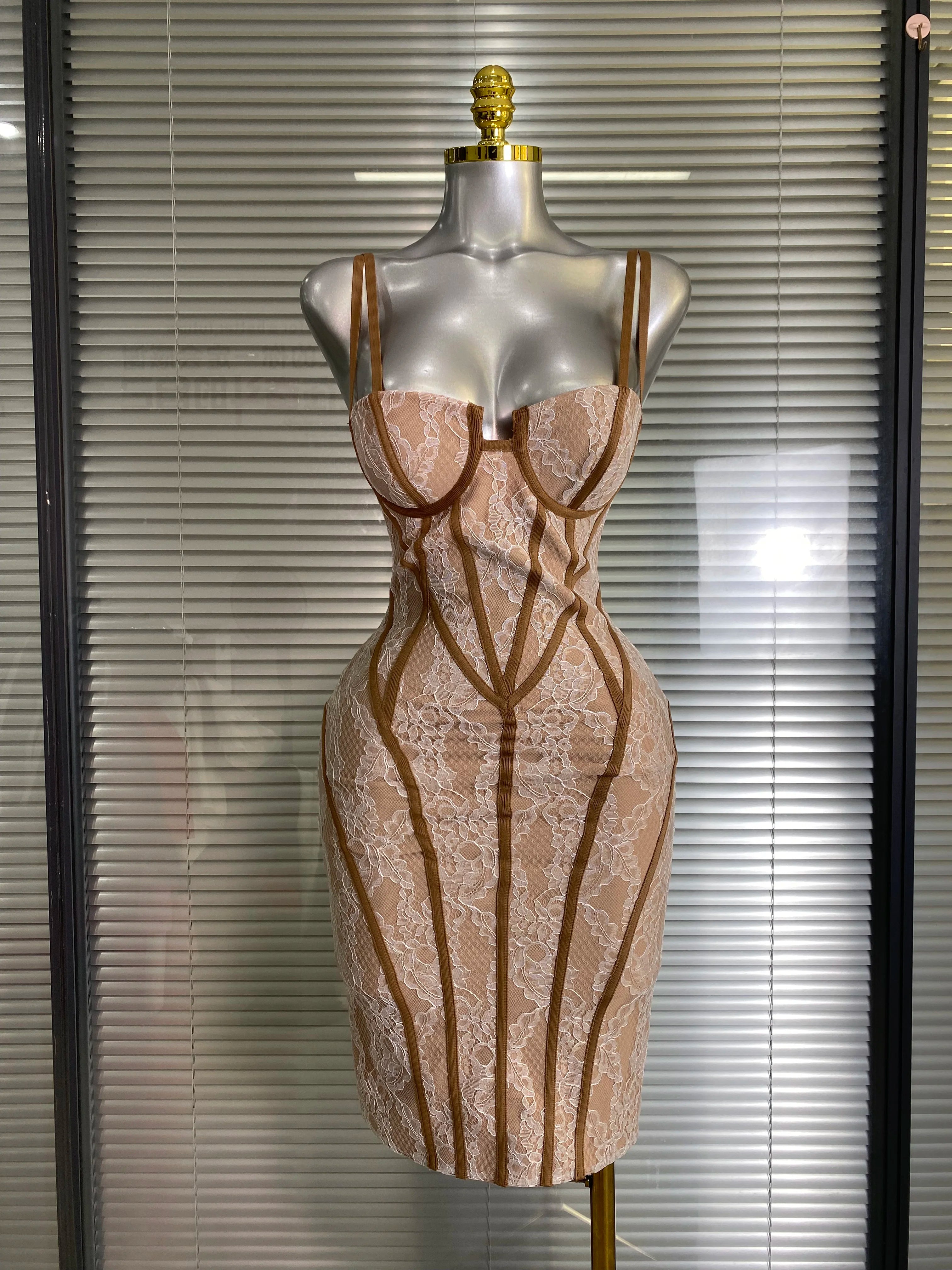 Vestido New INS Sexy Women Lace Midi Bandage Dress Celebrity Elegant High Street Knitted Bodycon Party Dress