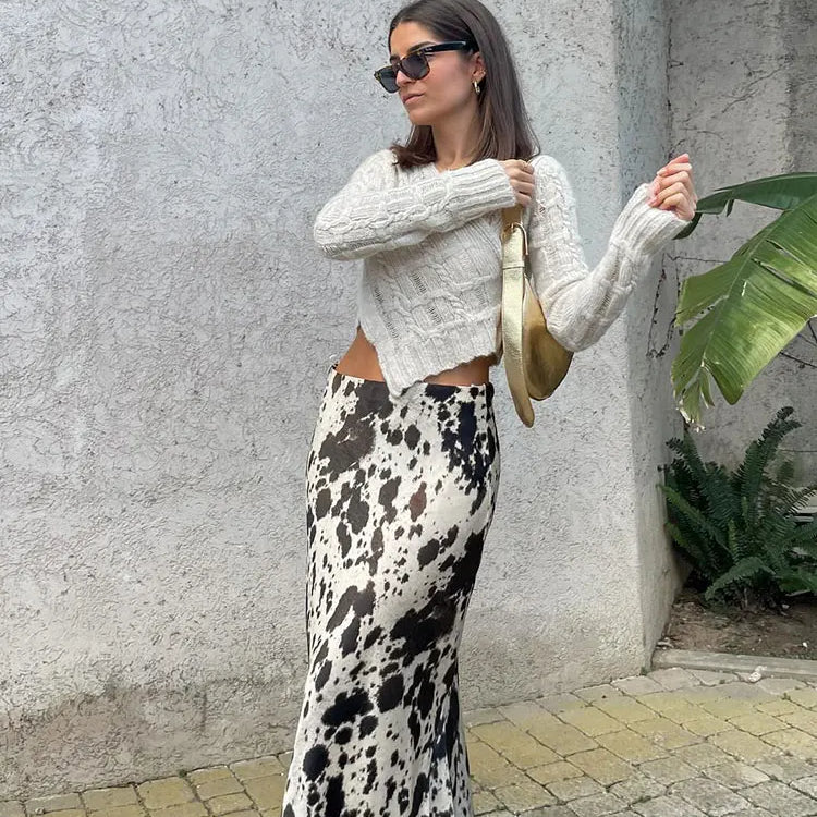 TRAFZA Spring Women Fashion Skirts Trend Printing Slim Long Skirt Woman With Folds Versatile High Street Female Skirts