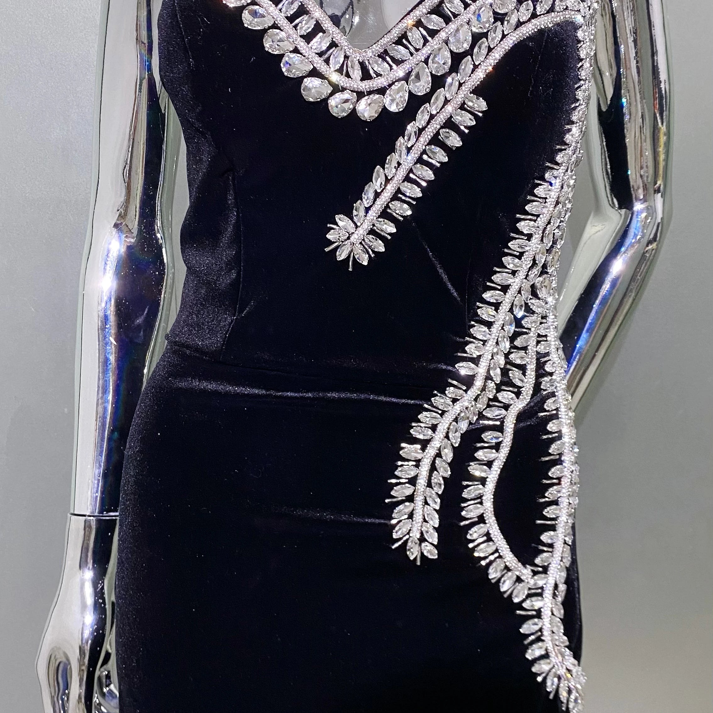 Luxury Stereoscopic Rhinestone Design HIgh Slit Strapless Floor Length Dress Graceful Woman Evening Dress Performance Costume