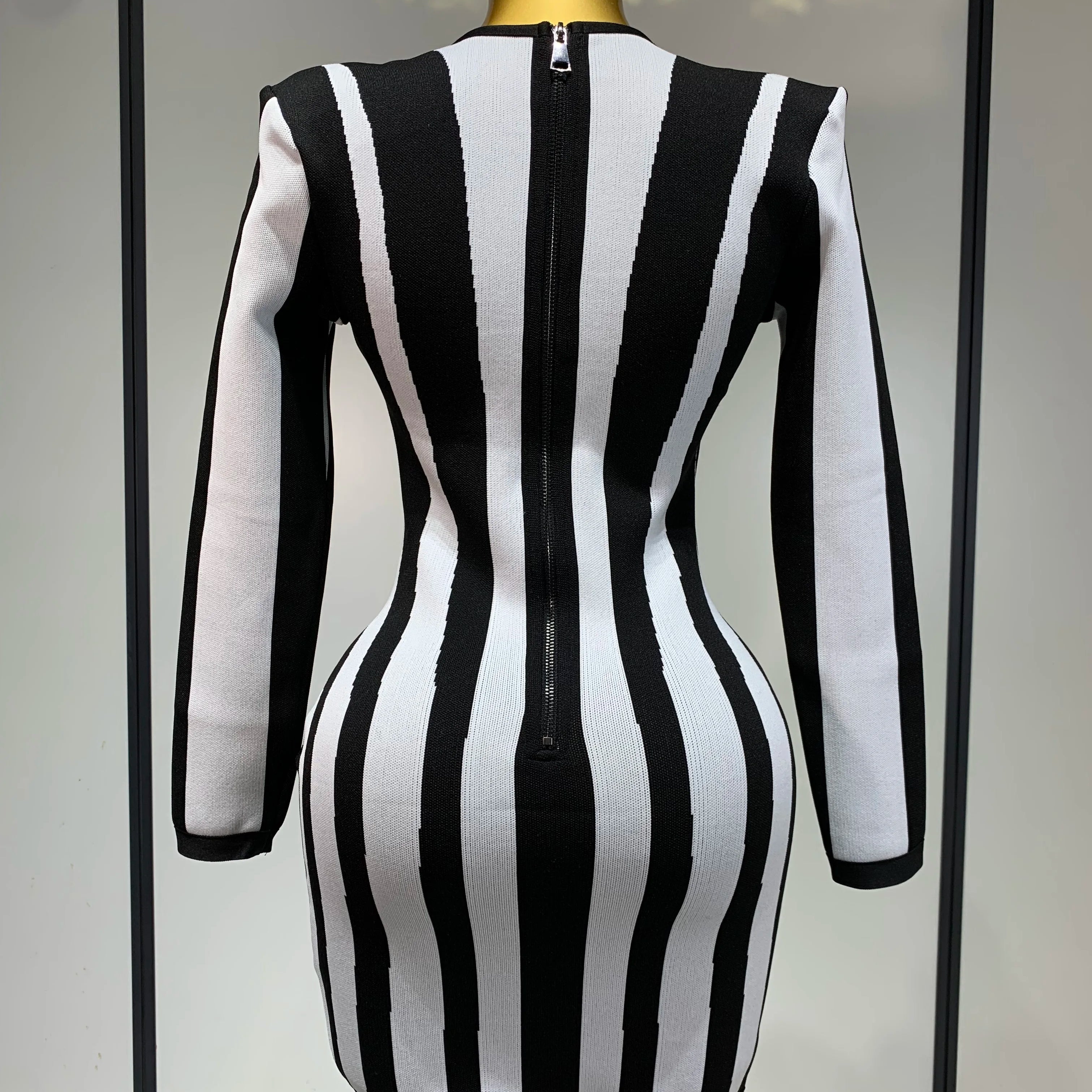 WomenLuxury Sexy Long Sleeve Stripe Black White Mini Bandage Dress 2025 Knitted Celebrity Elegant Evening Club Birthday Dresses