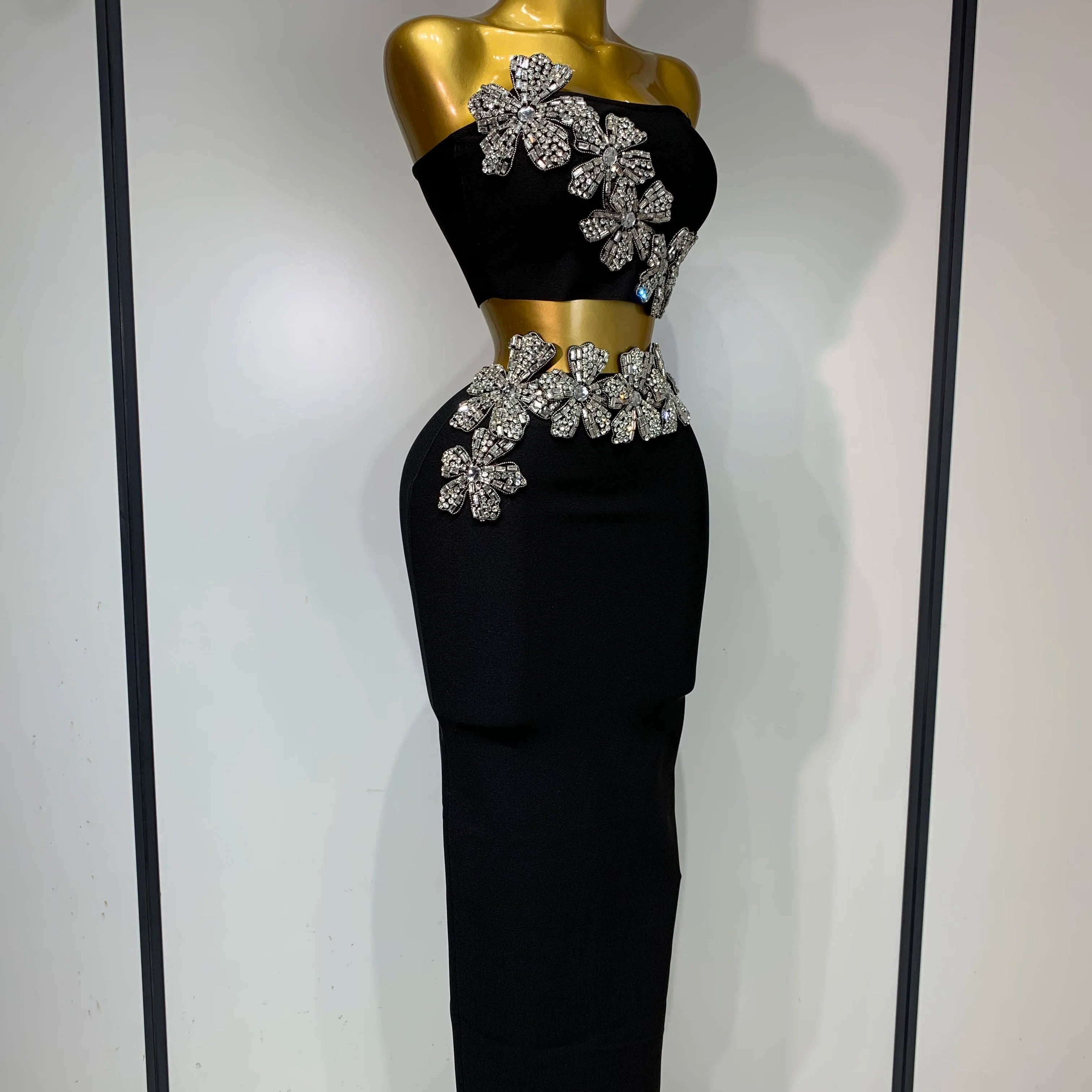Women Sexy Strapless Flower Diamonds Black Maxi Long Bandage Two Piece Set 2025 Knitted Elegant Evening Club Party Prom Gowns