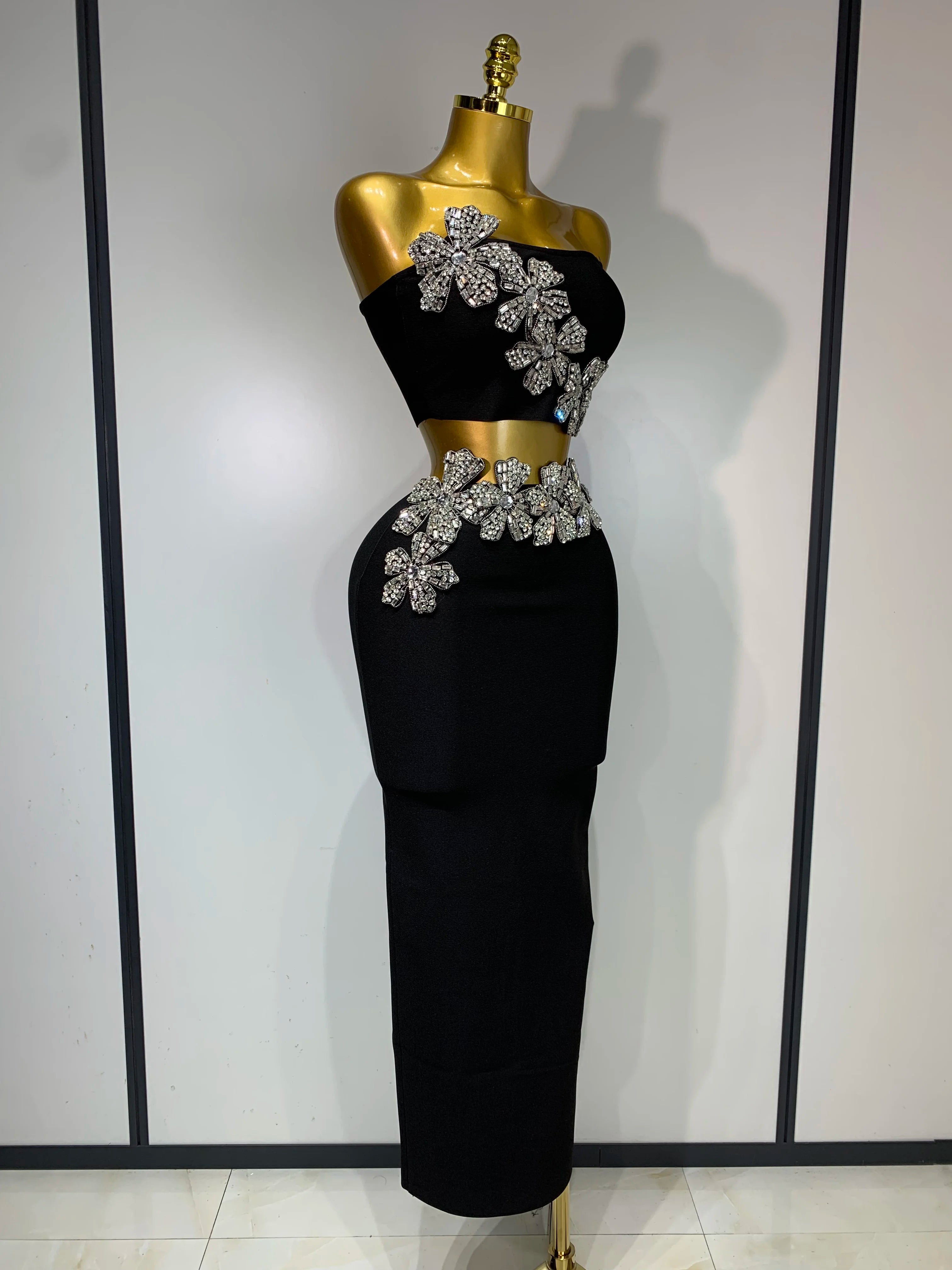 Women Sexy Strapless Flower Diamonds Black Maxi Long Bandage Two Piece Set 2025 Knitted Elegant Evening Club Party Prom Gowns