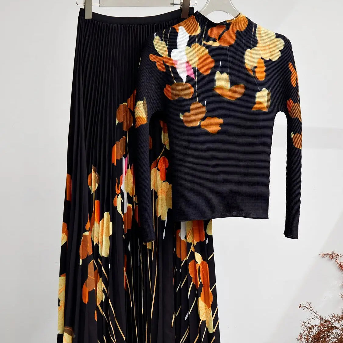 Spring Autumn Runway 2 Pieces Sets Women's Turtleneck Flower Print Stretch Pullover Top＋Long Pleated Skirt Suit Female Outfits