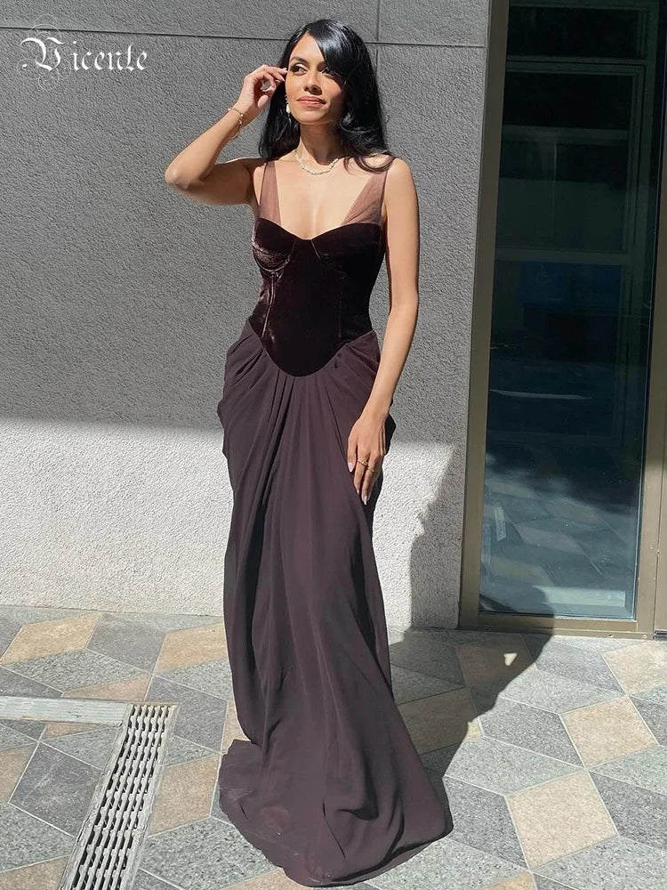 VC Chic Sleeveless Maxi Dress with Velvet Bodice and Chiffon Drape for Upscale Receptions Evening Gown
