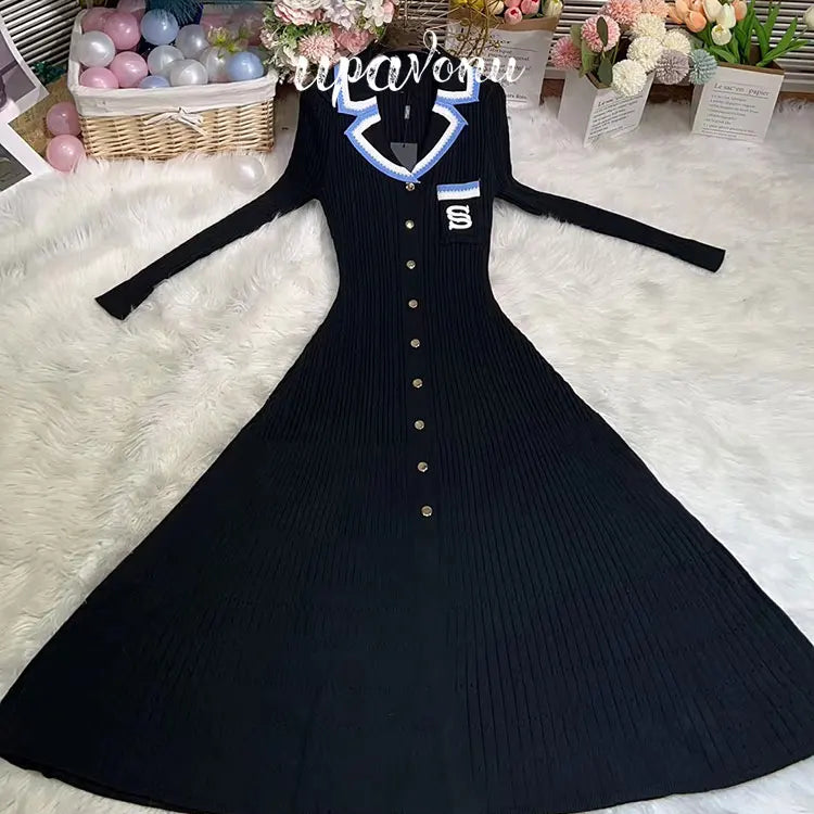 Elegant Women's Slim Fit Knitted Dress Fashionable Polo Neck Short Sleeve Single breasted Design Split Knitted Mid length Dress