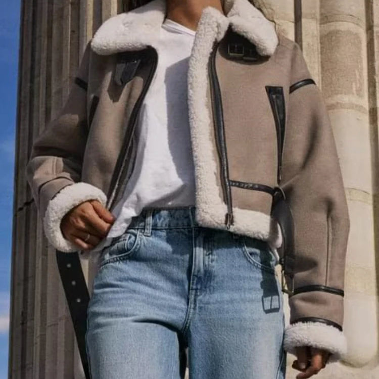 Women's Faux Fur Short Jacket Coat Fall Winter Metal Buckles Lapel Long Sleeves Faux Shearling Lining Jacket Warm Outerwear