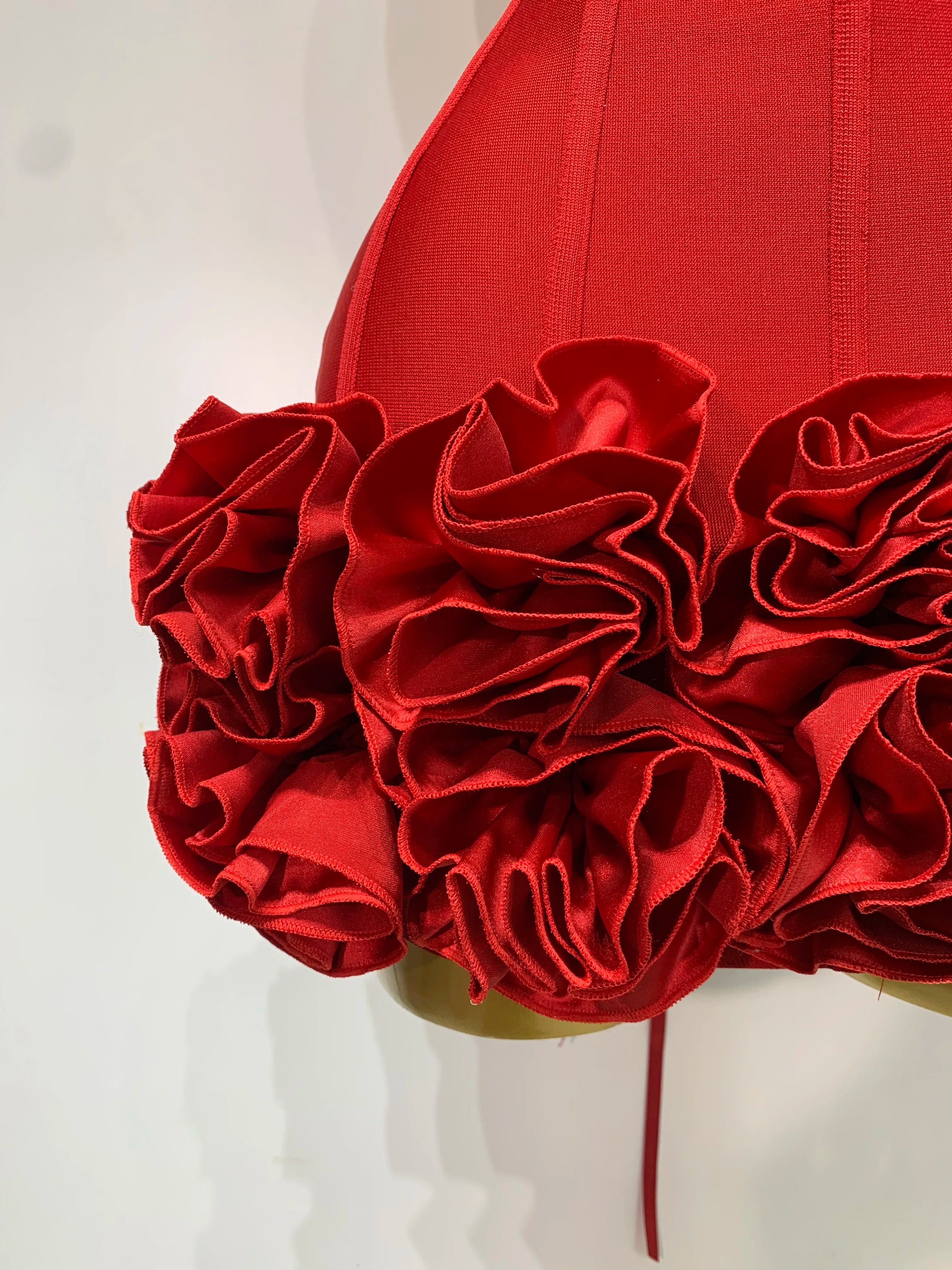 Women Sexy Strapless Backless Flower Embellished Mini Bandage Dress Bodycon Celebrity Party Cocktail Evening Party Club Dresses