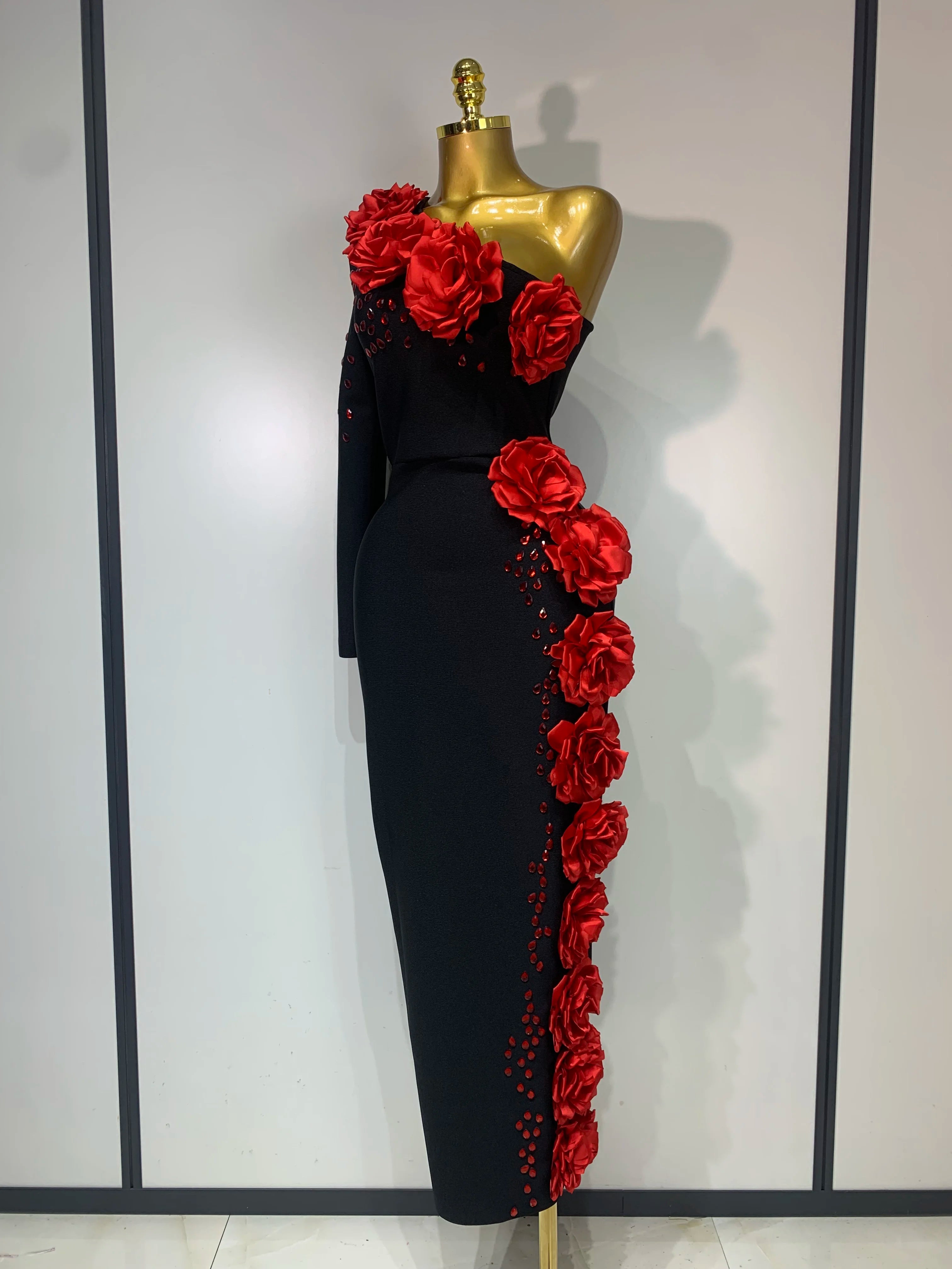 Women Luxury Black Single Sleeve Bandage Dress Red Appliquies Elegant Luxury Rhinestones Birthday Celebrity Evening Party Gowns