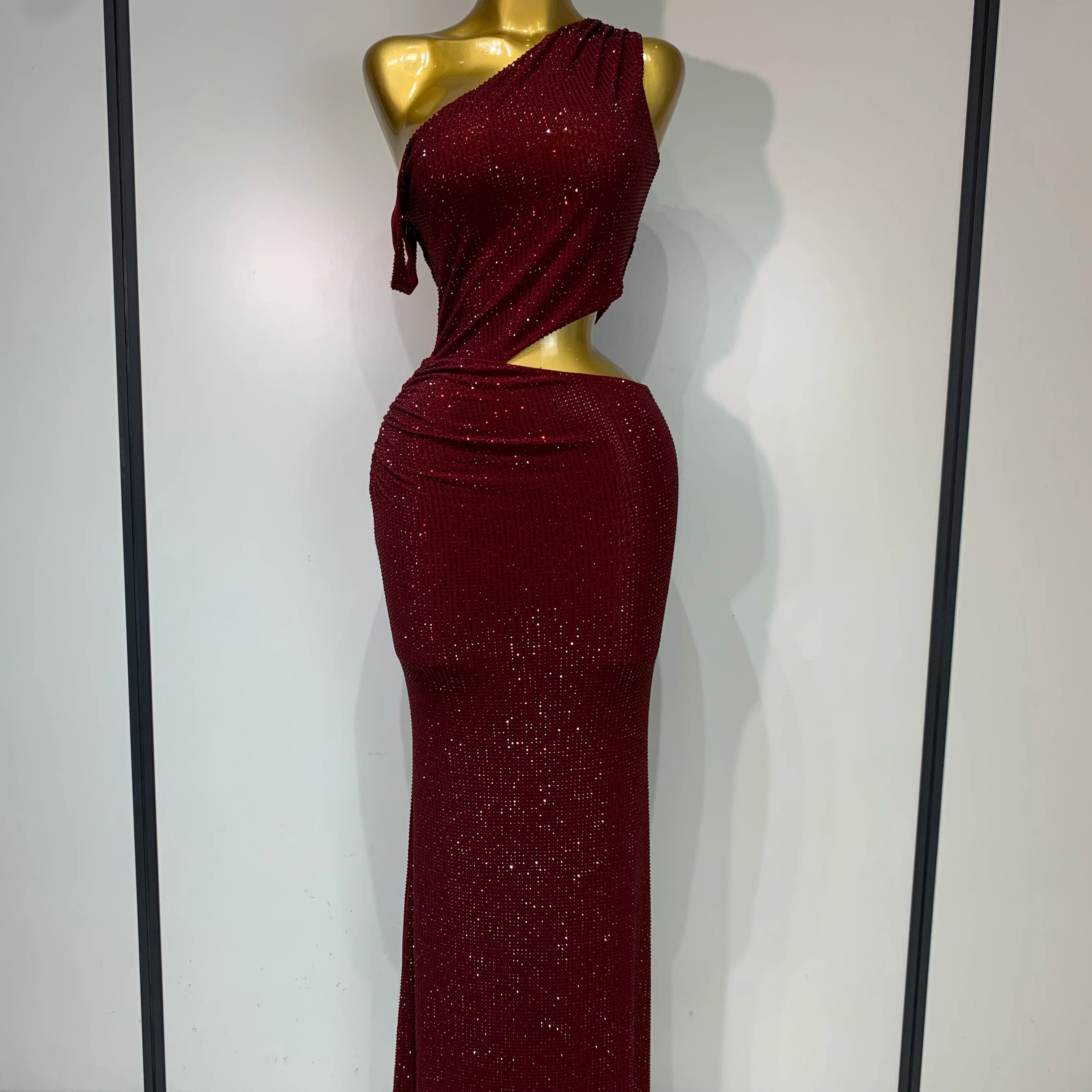 Women Sexy One Shoulder Exposed Waist Diamonds Bodycon Long Dress Cut Out Luxury Crystal Dresses Evening Party Birthday Gowns
