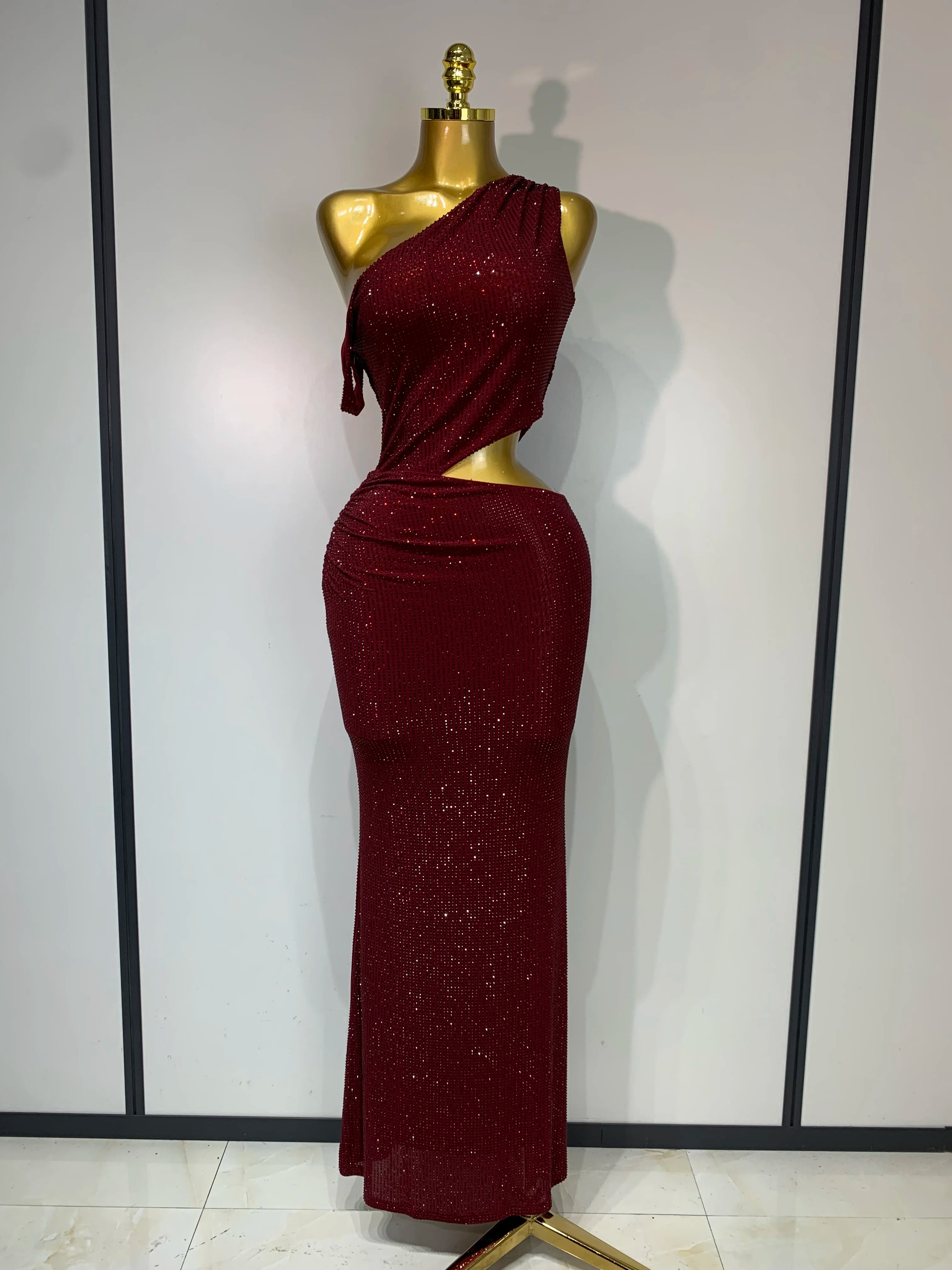 Women Sexy One Shoulder Exposed Waist Diamonds Bodycon Long Dress Cut Out Luxury Crystal Dresses Evening Party Birthday Gowns