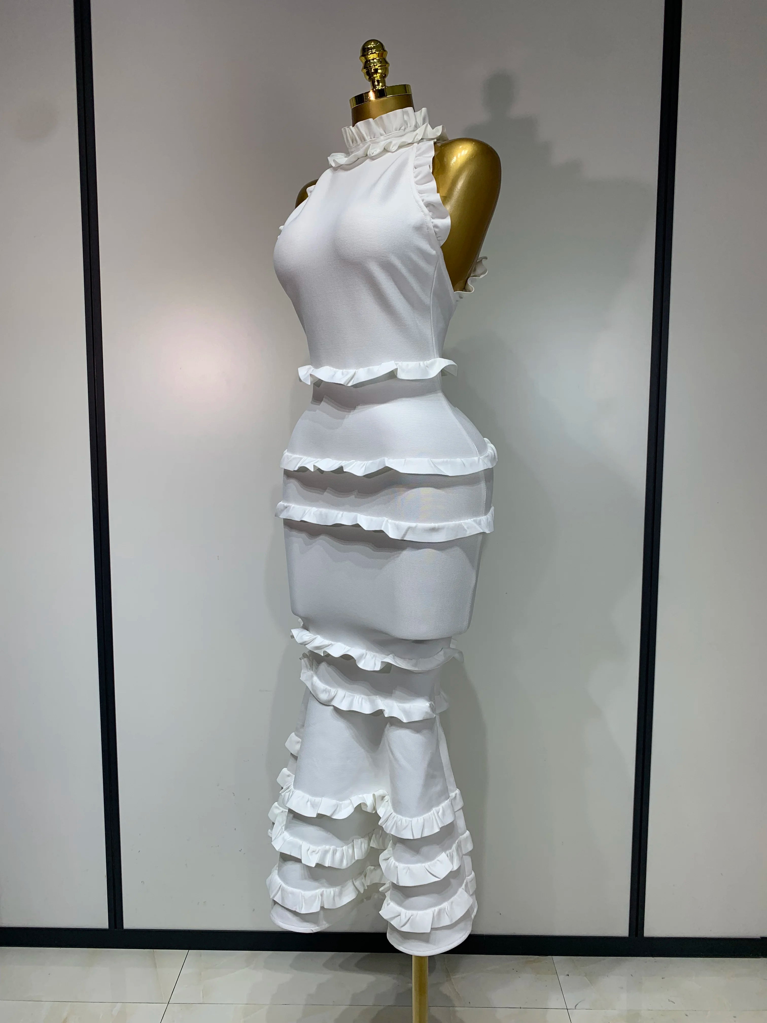 2025 New High quality White Elagant Retro Ruched High Collar Bodycon Bandage Dress Evening Party Fashion Simple Birthday Gown