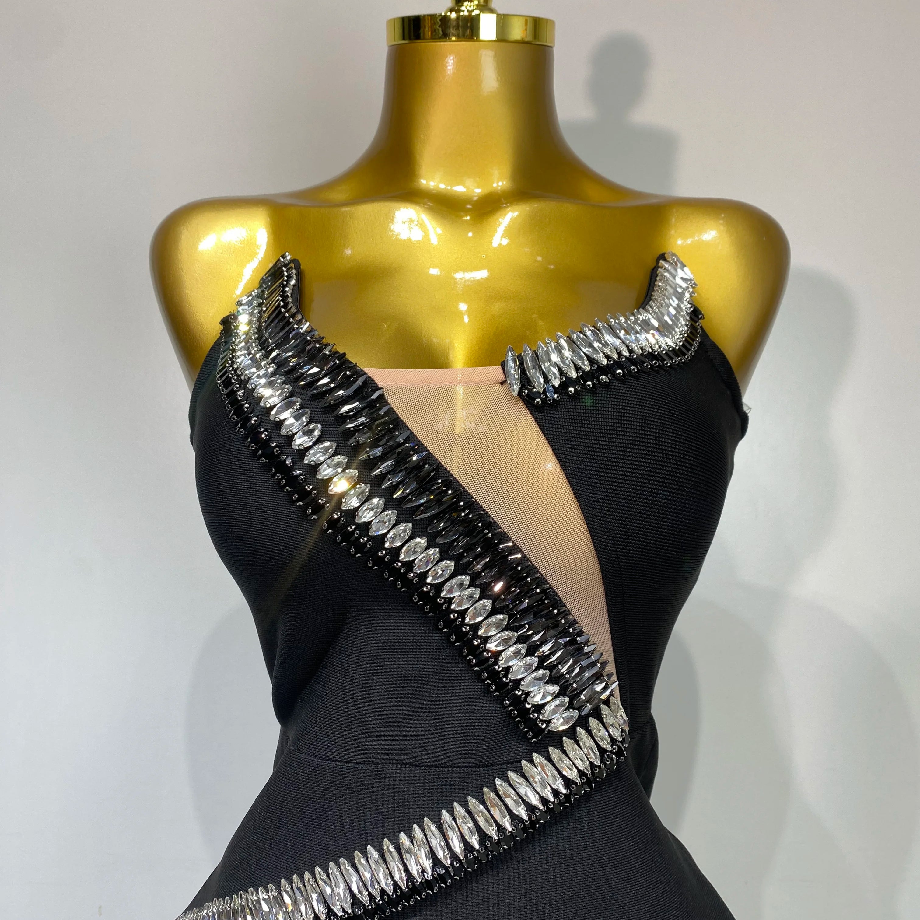 Women Sexy Strapless Bodycon Bandage Dress Rhinestone Celebrity Elegant Evening Party Gown Luxury Birthday Wedding Guest Dress