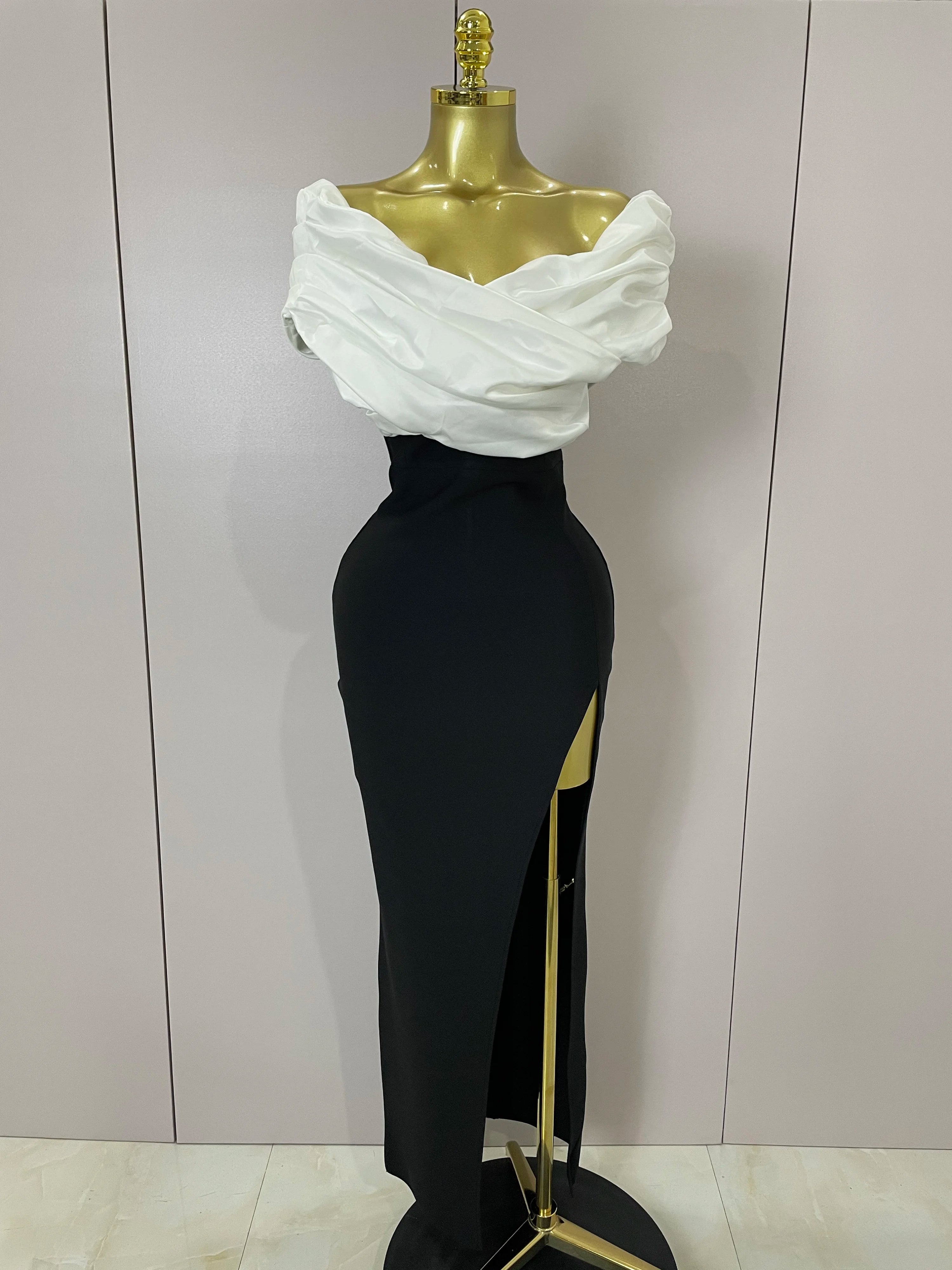 Sexy Off-Shoulder Side Slit Solid Color Pleat Skirt Strapless Bandage 2025 Women Evening Luxury Birthday Formal Party Dress