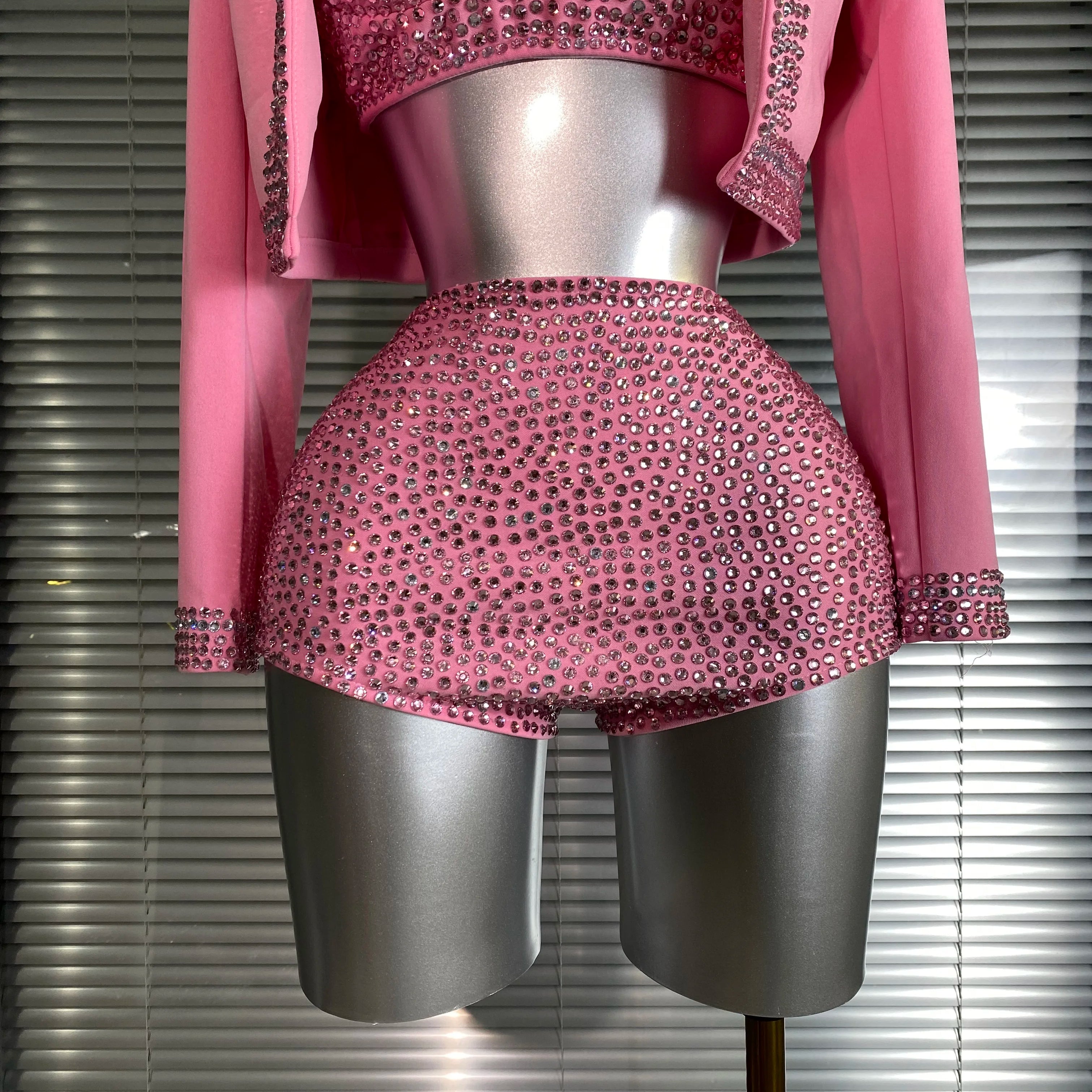 Women Sexy Two Pieces Set Pink Crystal Diamond Night Club Short Pants Suits Coat Singer Dancer Stage Performance Costume