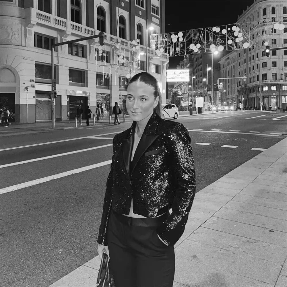 Autumn/Winter Women's New Fashion and Casual Polo Collar Beaded Short Suit Coat