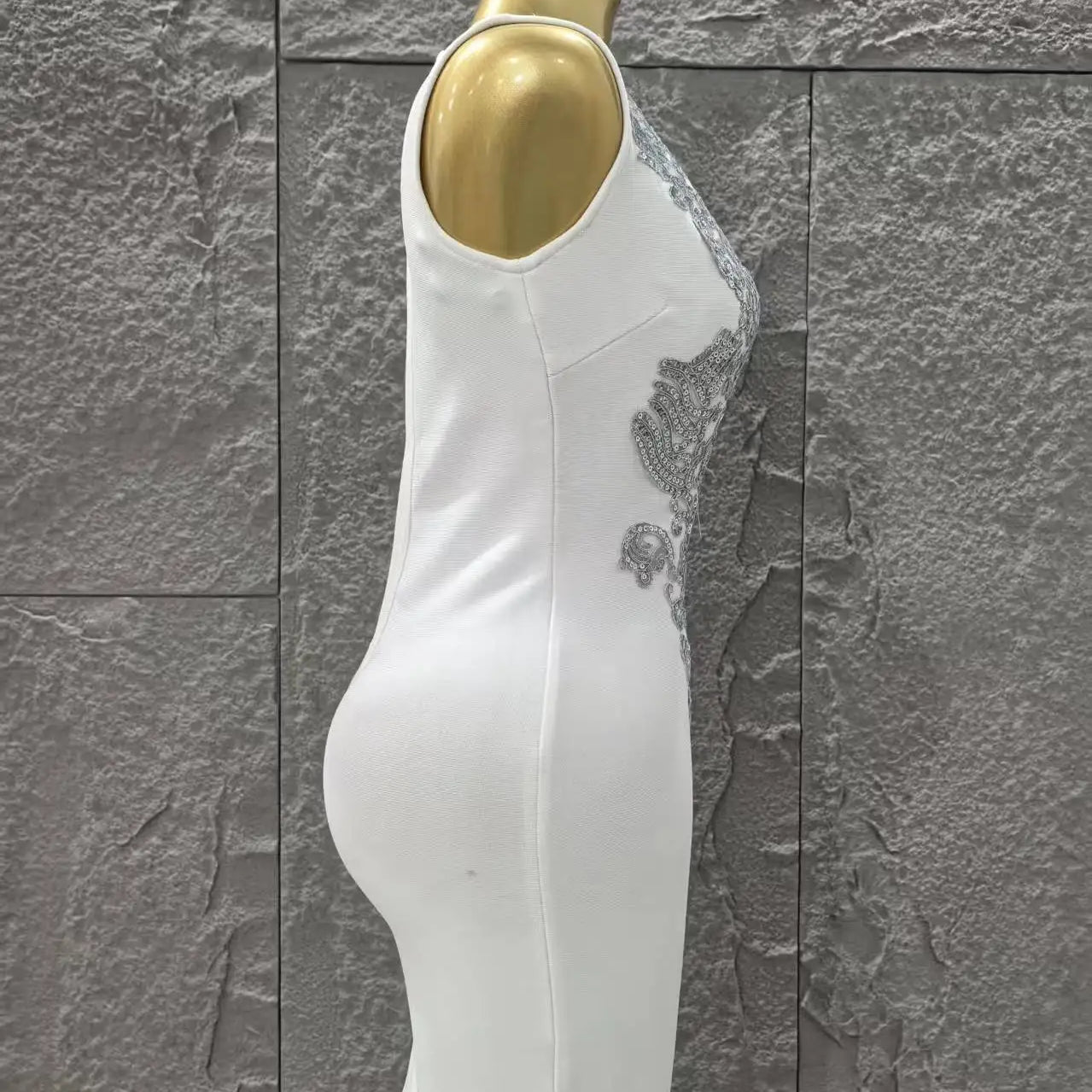 Women Sleeveless Sexy V-Neck Bodycon Mini Bandage Dress Rayon Celebrate Nightclub Party Birthday Cocktail Fashion Dress