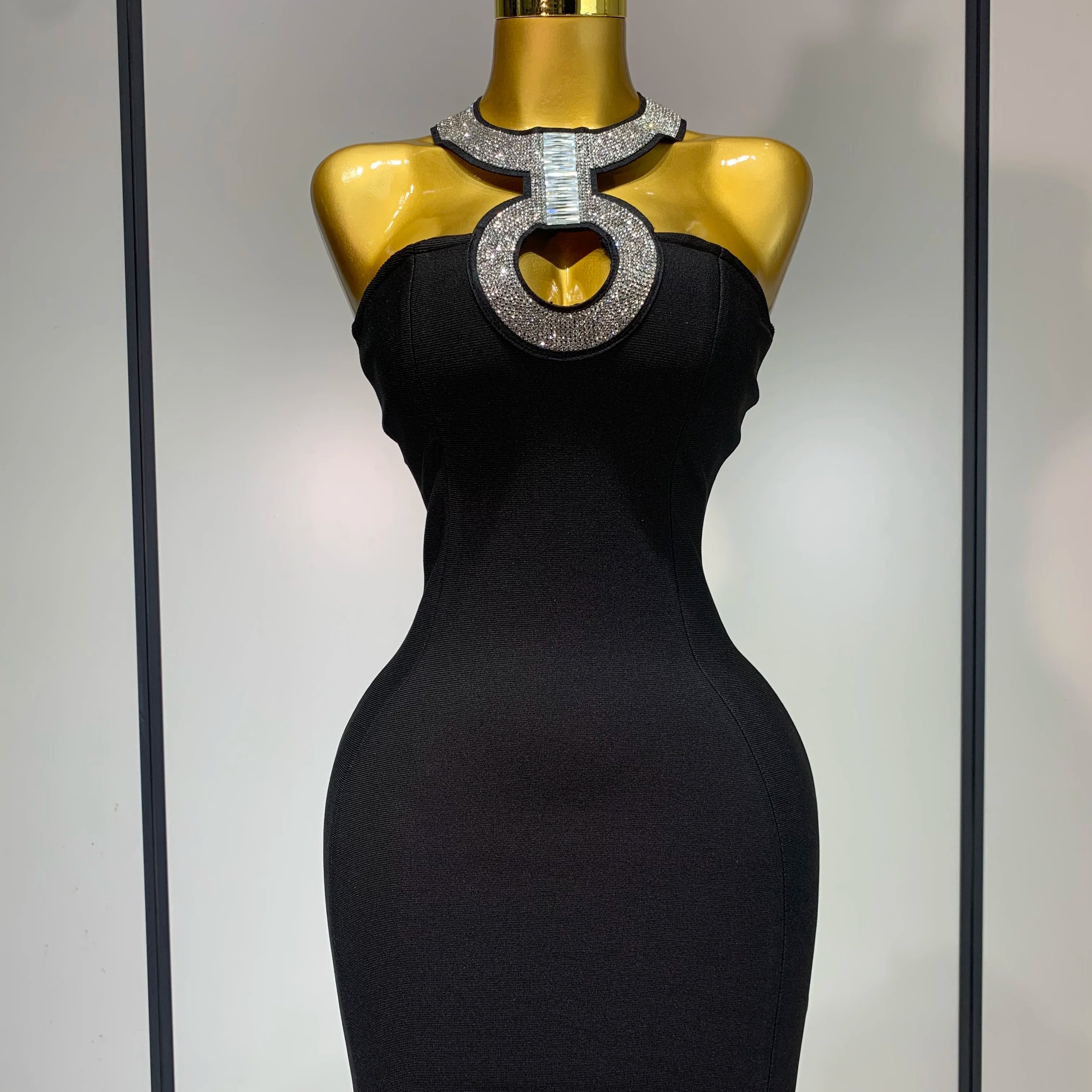 Women Sexy Backless Diamonds Sparkly Black Bodycon Bandage Dress 2025 Elegant Evening Club Luxury Birthday Party Dresses