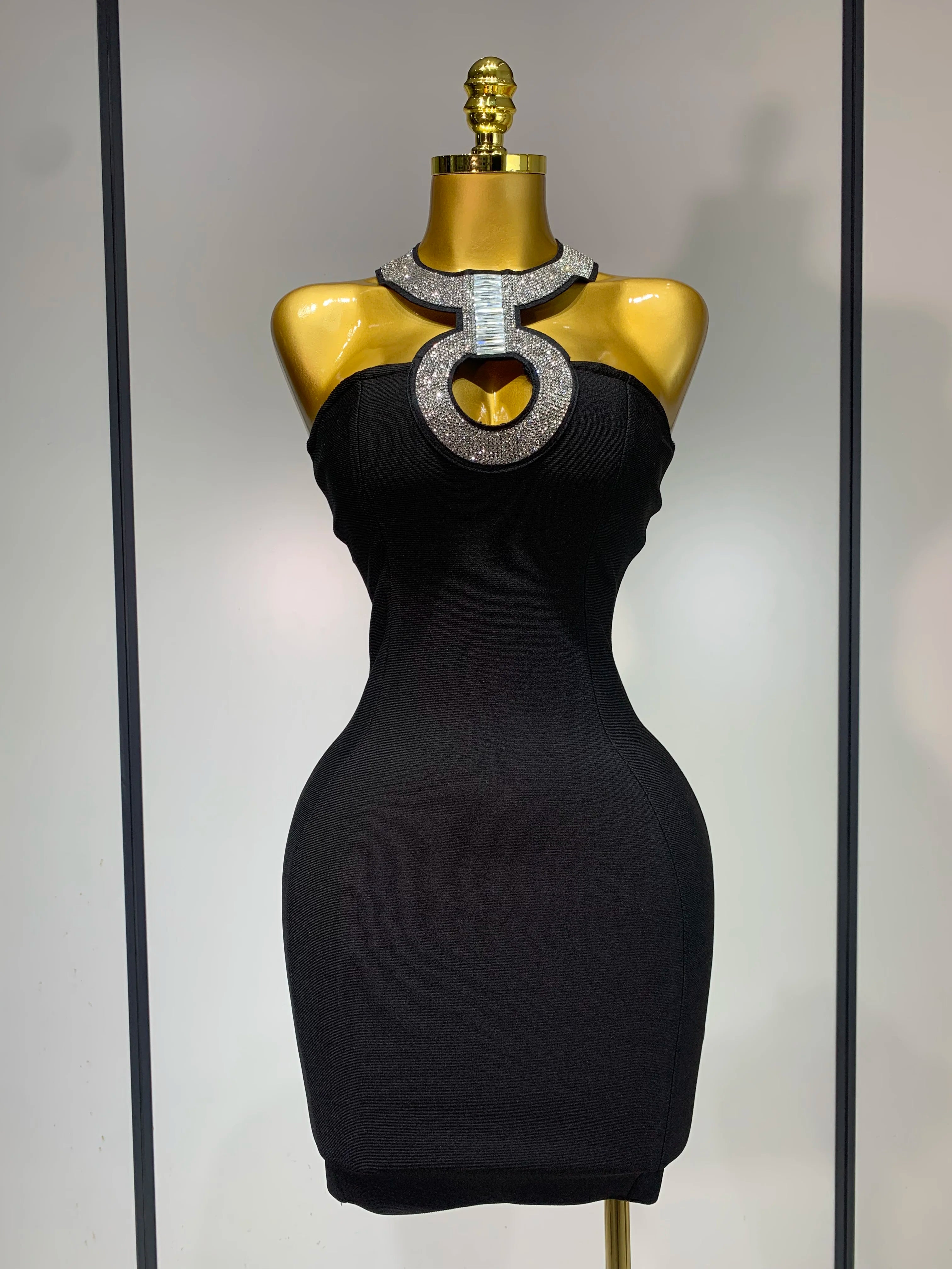 Women Sexy Backless Diamonds Sparkly Black Bodycon Bandage Dress 2025 Elegant Evening Club Luxury Birthday Party Dresses
