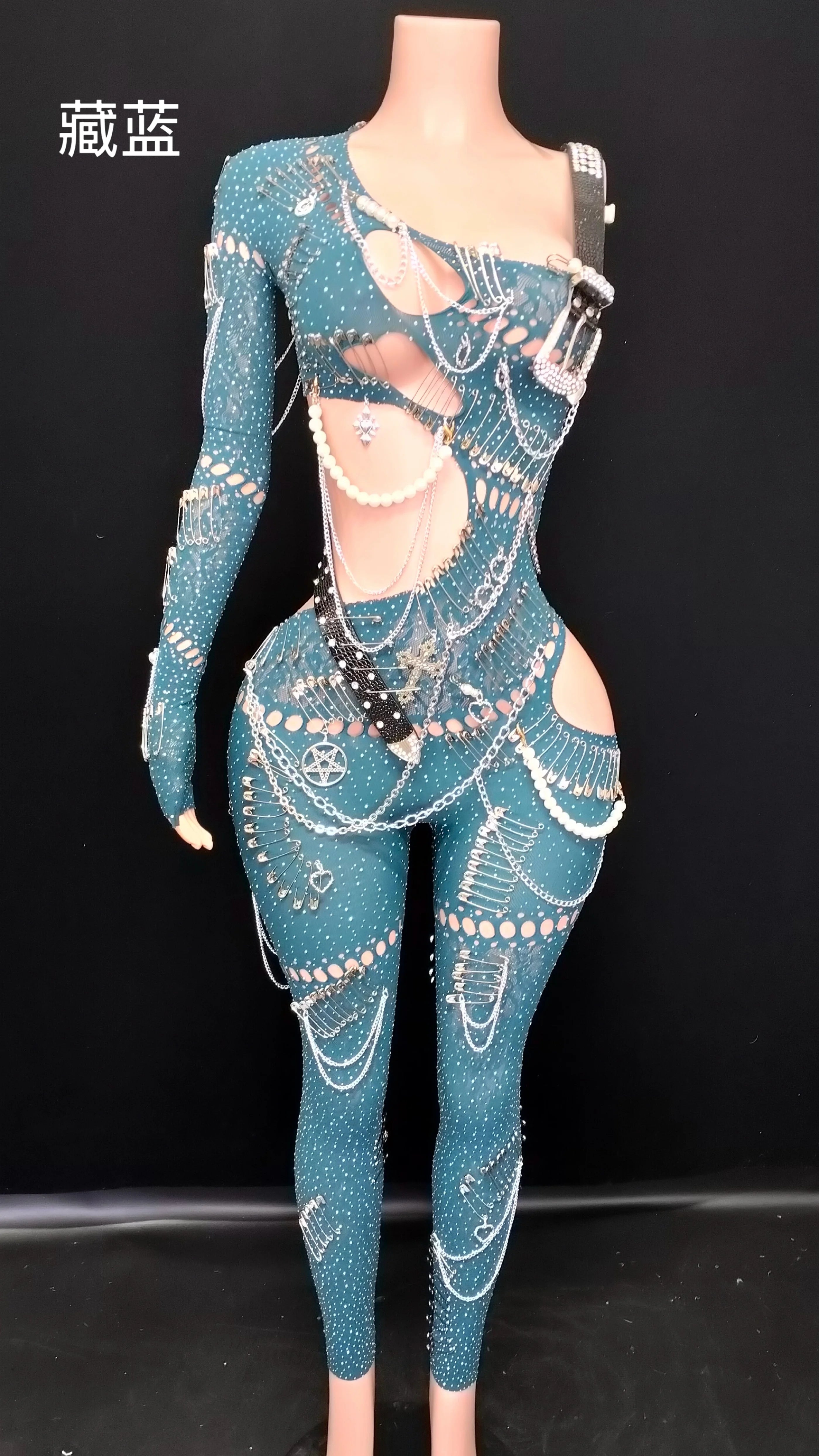 Sexy Shining Pearl Chain One Shoulder Hollow Out Jumpsuit 2025 New Women Birthday Party Nightclub Singer Performance Stage Wear