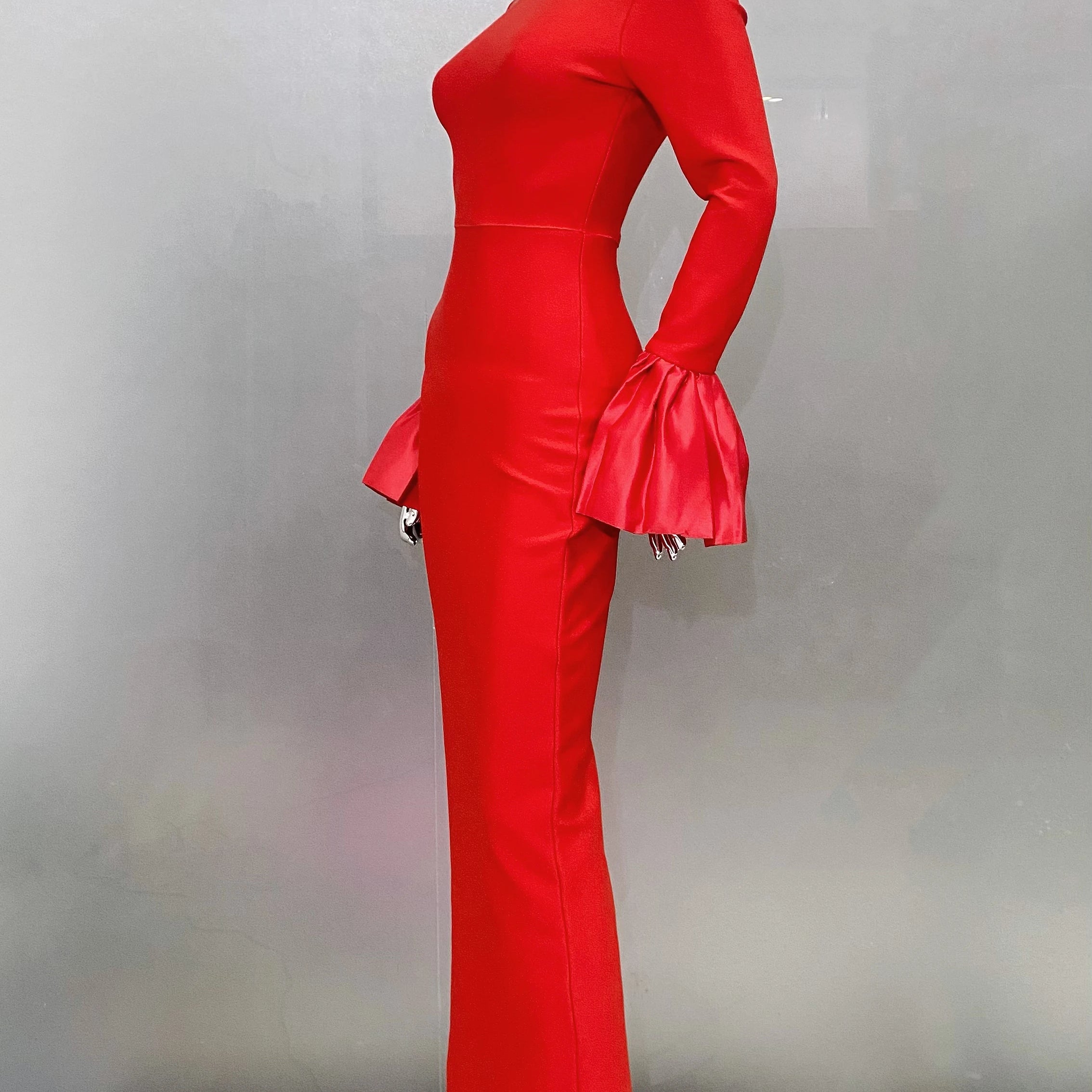Red Color Women Flare Sleeve Shinning Crystal Necklace Bodycon Bandage Long Dress Elegant Evening Party Celebrate Dress