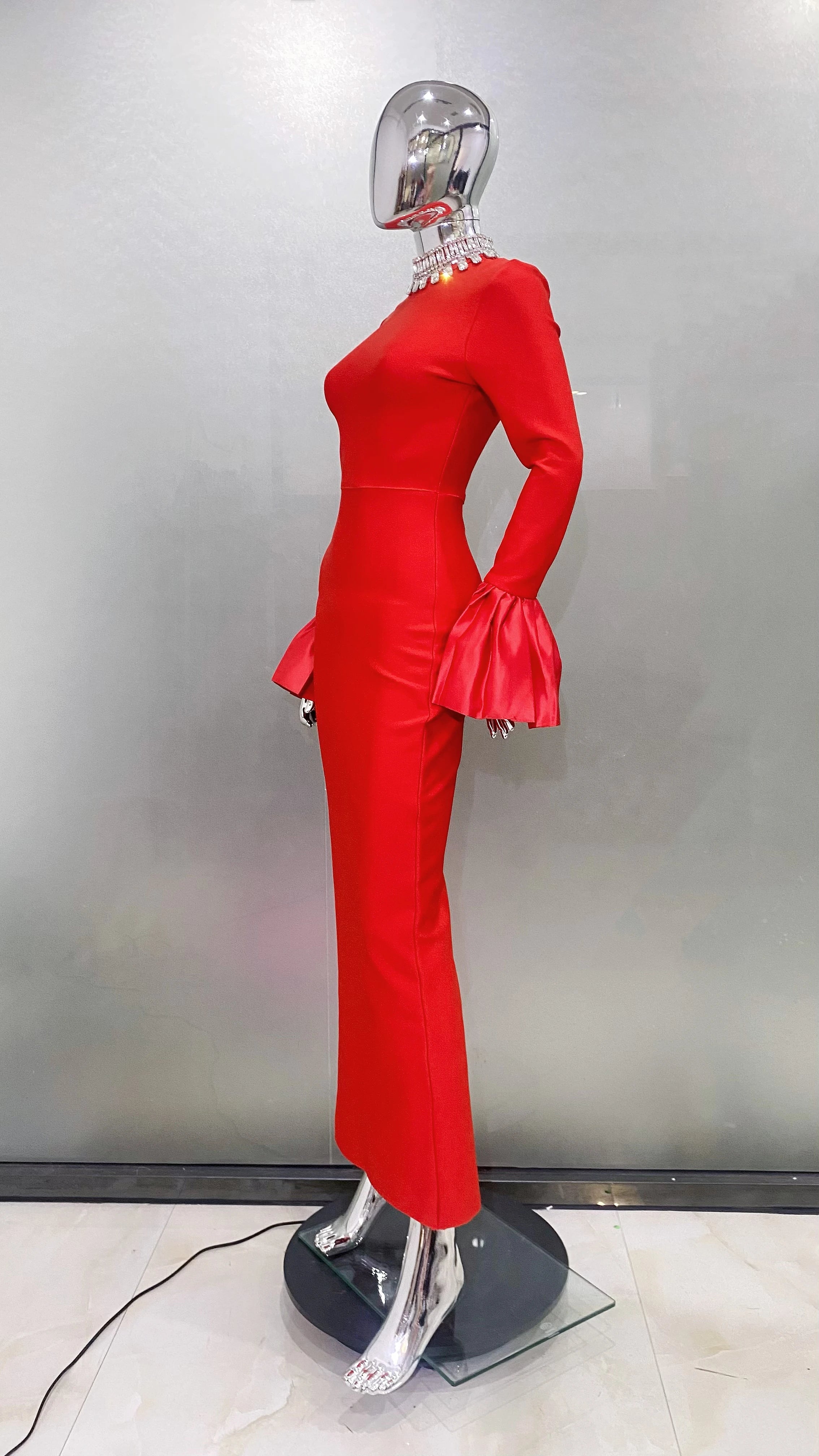 Red Color Women Flare Sleeve Shinning Crystal Necklace Bodycon Bandage Long Dress Elegant Evening Party Celebrate Dress