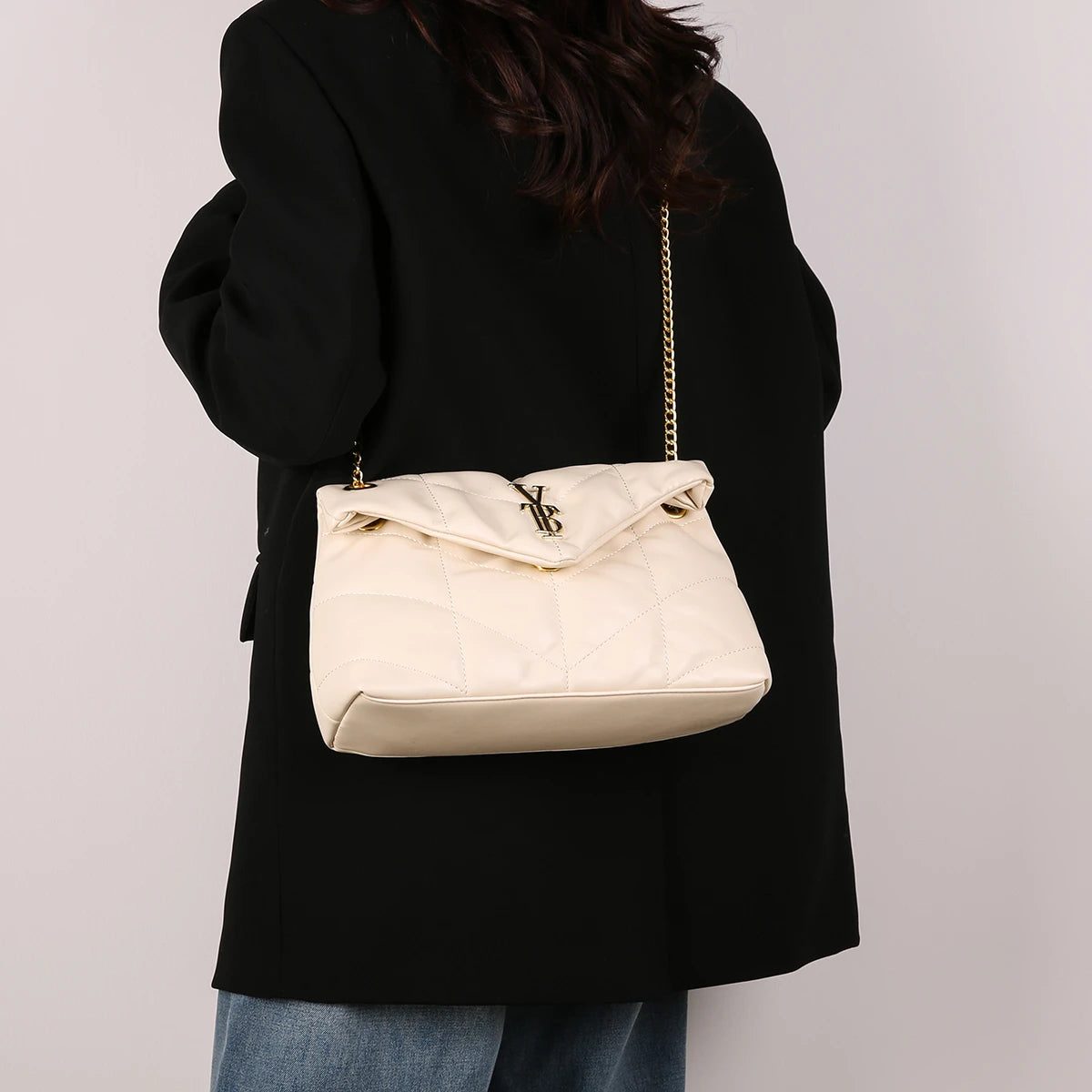 Stylish Quilted Crossbody Bag For Women - Popular Designer Inspired Leather Handbags With Adjustable Shoulder Strap