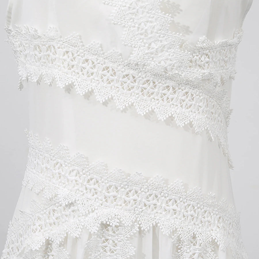 TWOTWINSTYLE White Spliced Lace Minimalist Dresses for Women V Neck Sleeveless Temperamnet Long Dress Female Fashion Clothes New