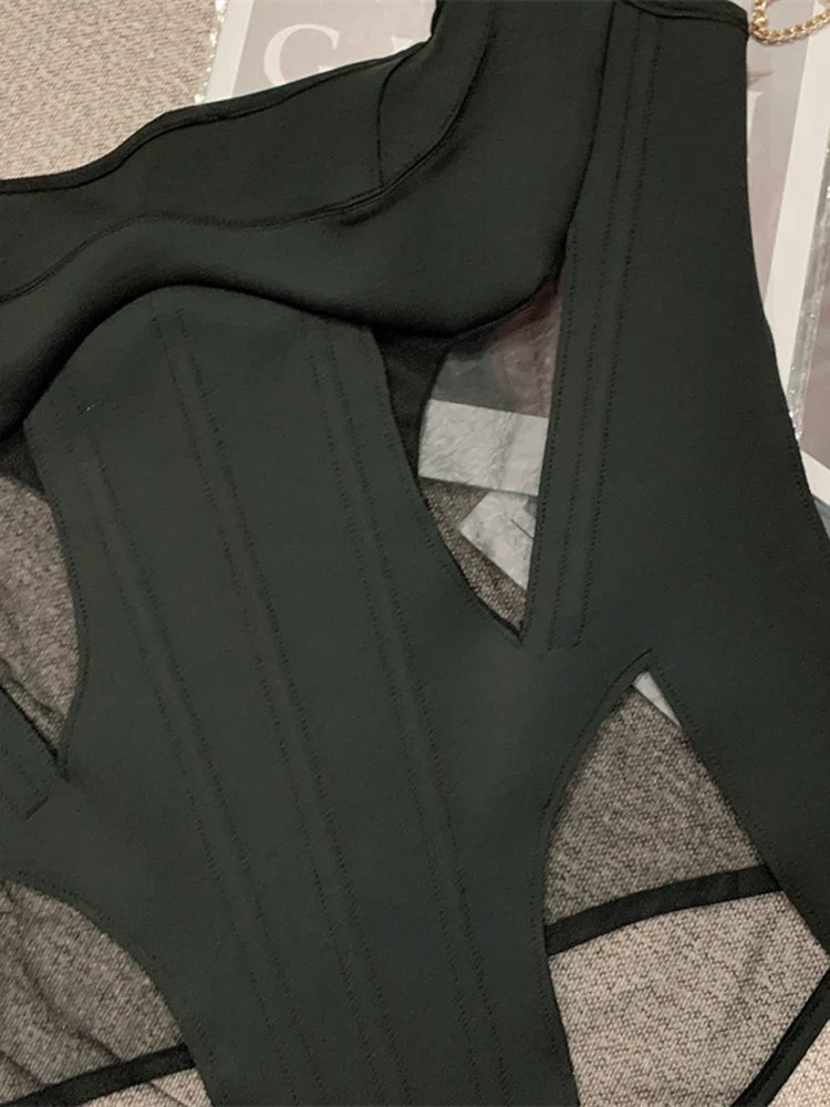 DEAT Summer New Sexy Hollow Out Mesh Patchwork Slim Suspend Women's Backless Black Color Sleeveless Tops Female 11XX3975