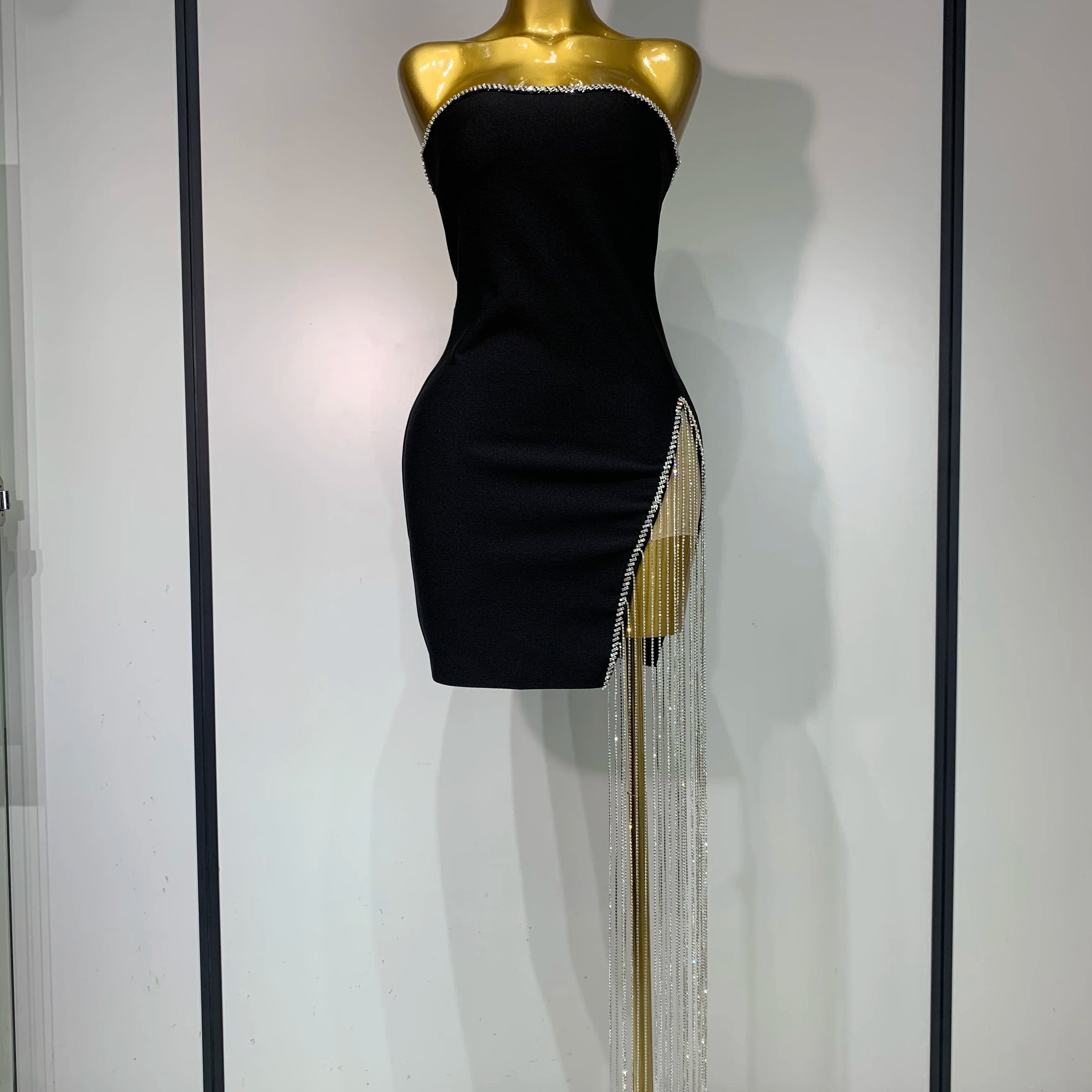 Women Celebrity Sexy Strapless Backless Black Diamond Tassels Mini Bodycon Bandage Dress 2025 Elegant Evening Club Party Dresses
