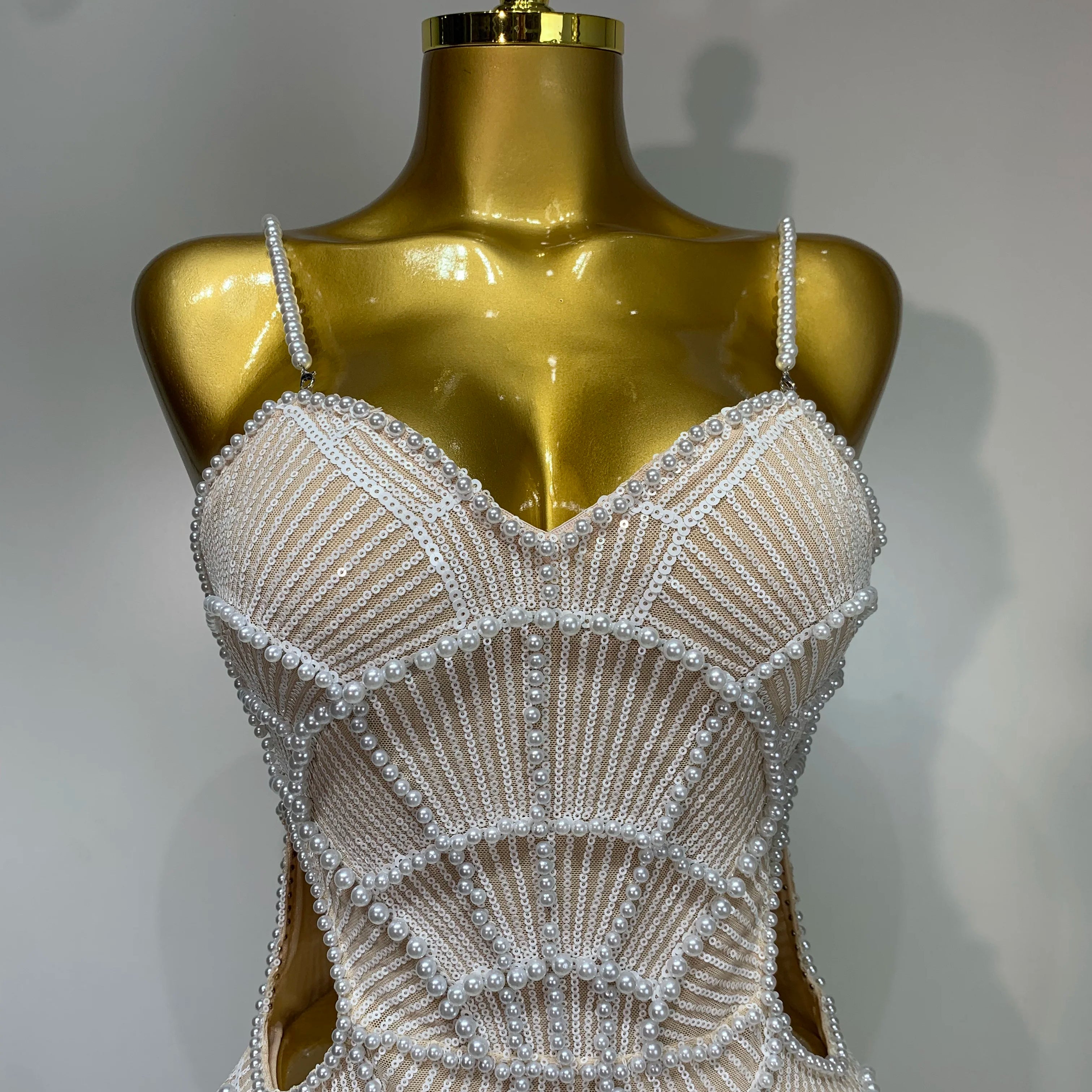 Women Sexy V Neck Pearl Beading Cut Out Maxi Long Bodycon Prom Gowns Dress Luxury Birthday Elegant Evening Party Club Dress