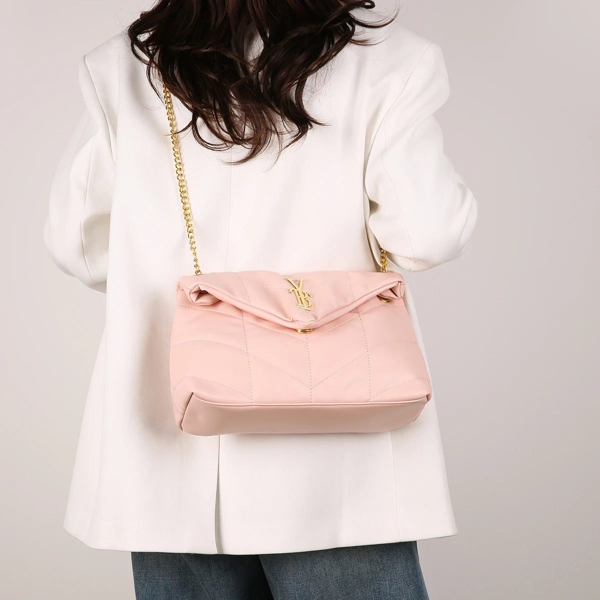 Stylish Quilted Crossbody Bag For Women - Popular Designer Inspired Leather Handbags With Adjustable Shoulder Strap