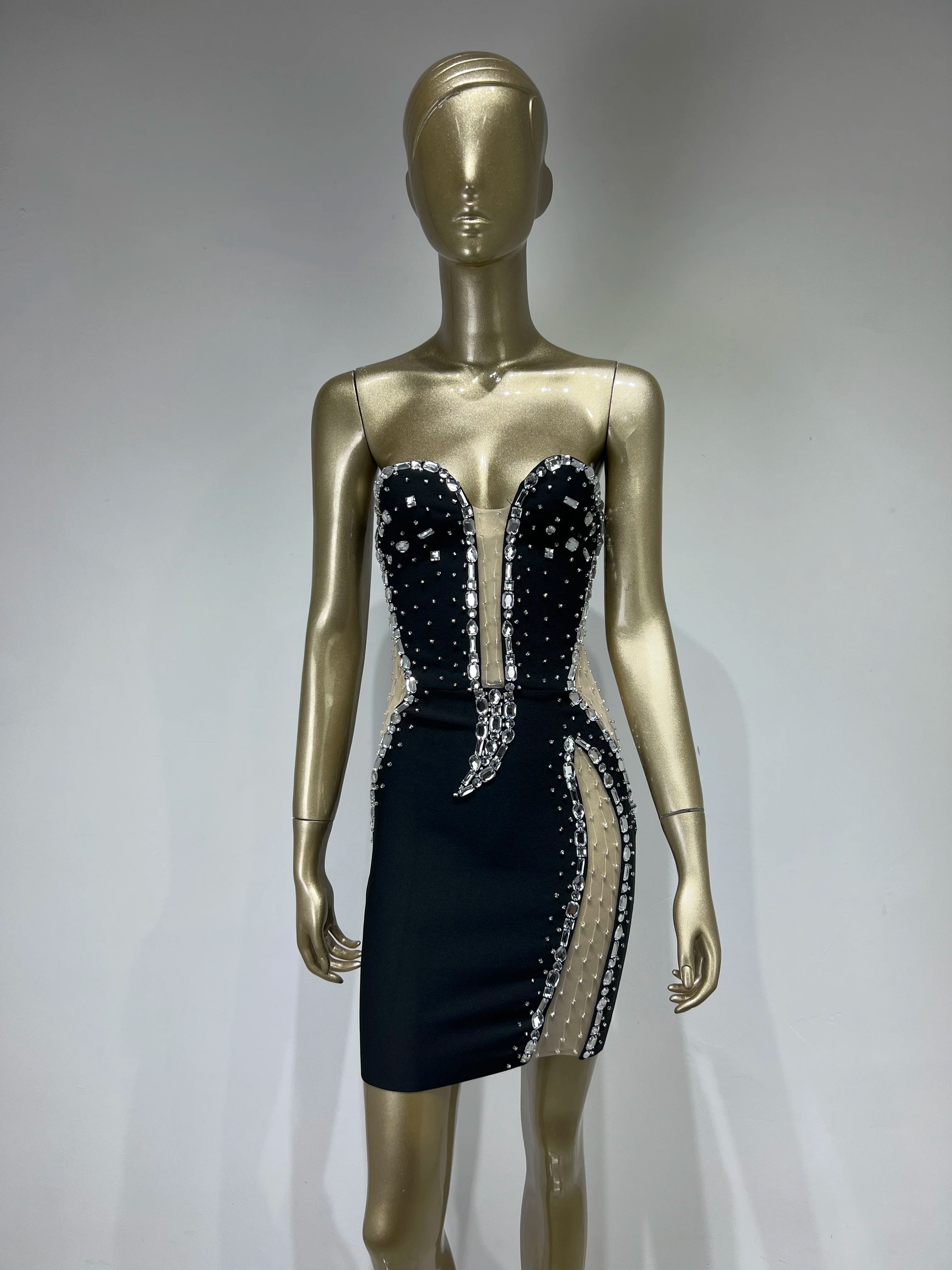 Luxury Women Summer Style Sexy Strapless Beading Diamonds Black Mini Bodycon Bandage Dress 2023 Elegant Evening Party Dress