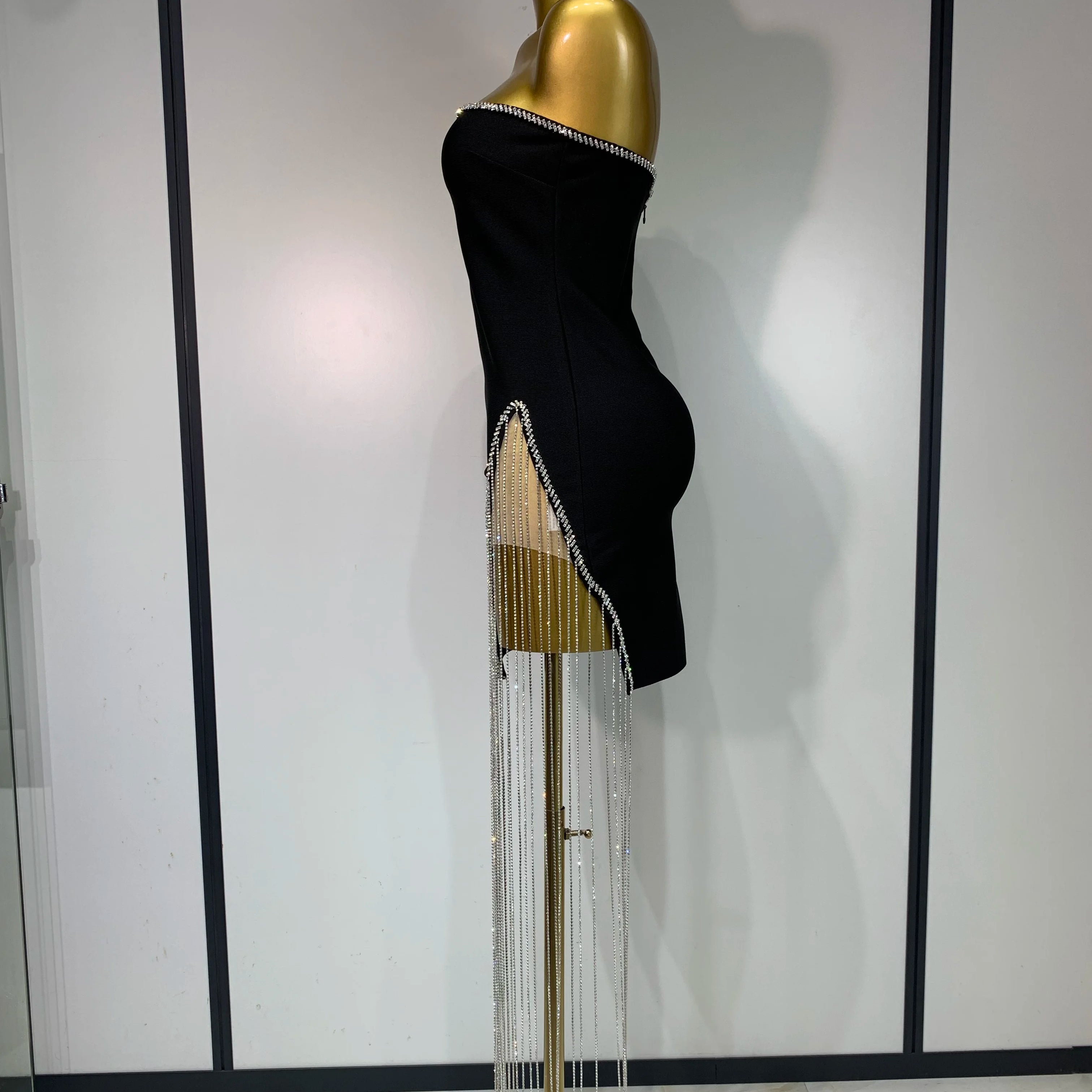 Women Celebrity Sexy Strapless Backless Black Diamond Tassels Mini Bodycon Bandage Dress 2025 Elegant Evening Club Party Dresses