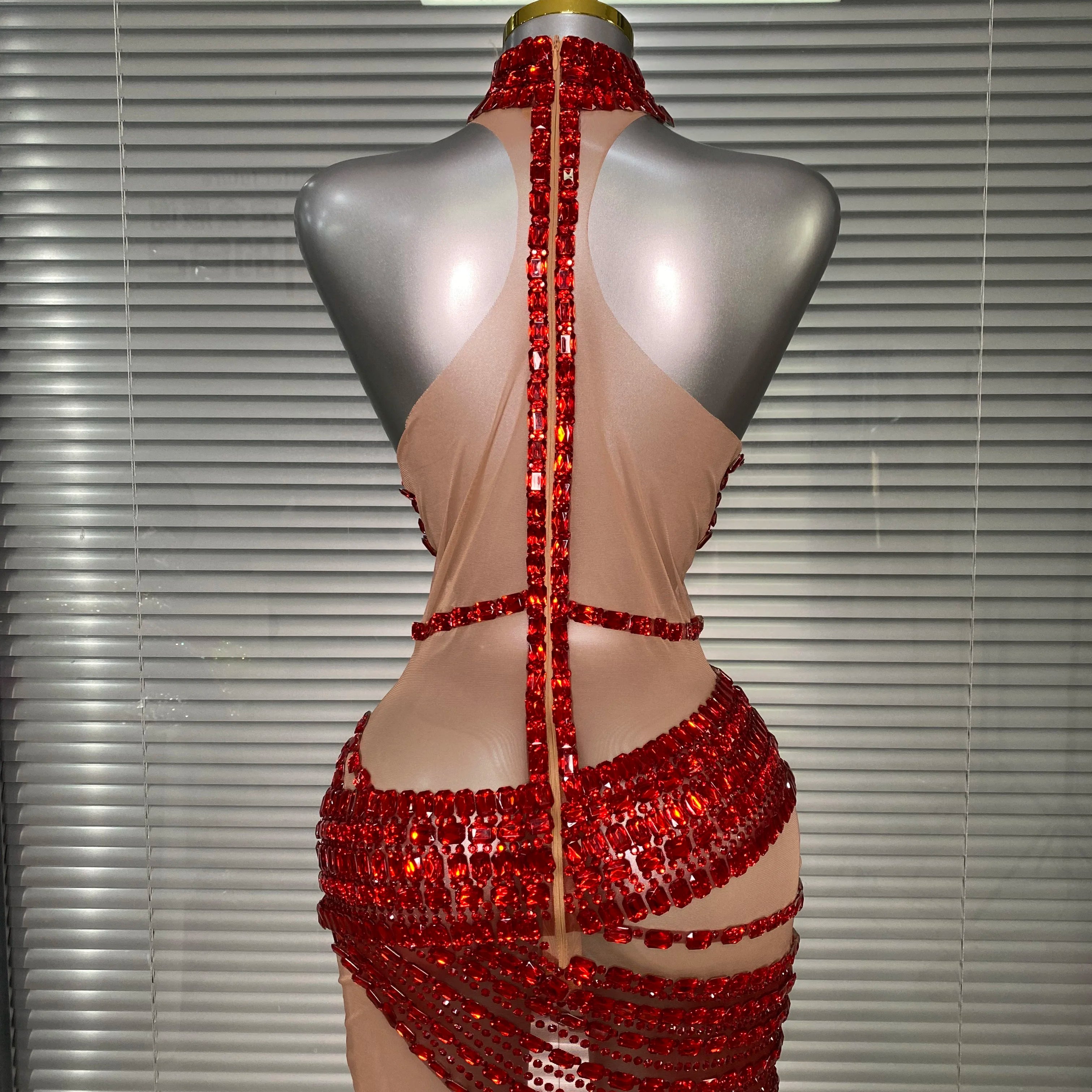 New Women Sexy Mesh Stage Costume Crystal Dancer Singer Sheer Mesh Night Club Red Gold Silver Mini Party Dress