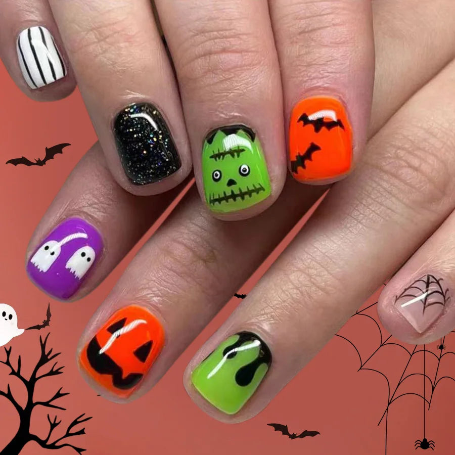 24Pcs Short Square False Nails Dark Forest Castle Design Press on Fake Nails Halloween Reusable Artificial Full Cover Nails Tips