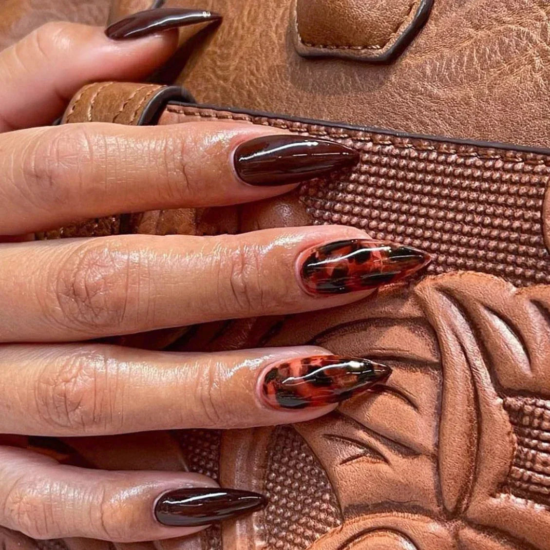 Cherry Leopard Print Almond Fake Nails Art Ballet Pointed False Nails Charms Flower Star Love Heart Press on Nails Manicure Tool