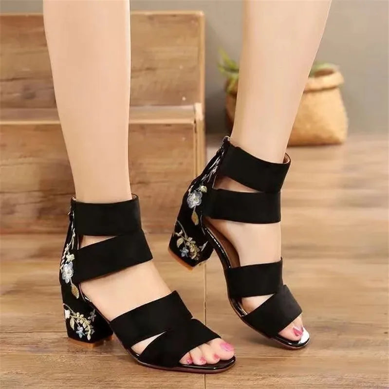 Summer Ethnic Style Embroidered Mid-heel Sandals Women All-match Thick Heel Elegant Retro Open Toe Embroidered Shoes Women