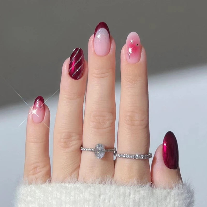 24Pcs Retro Press on Fake Nails Almond Oval Gold Star Nails Patch with Studded Diamond designs Detachable Cool Manicure Art Set