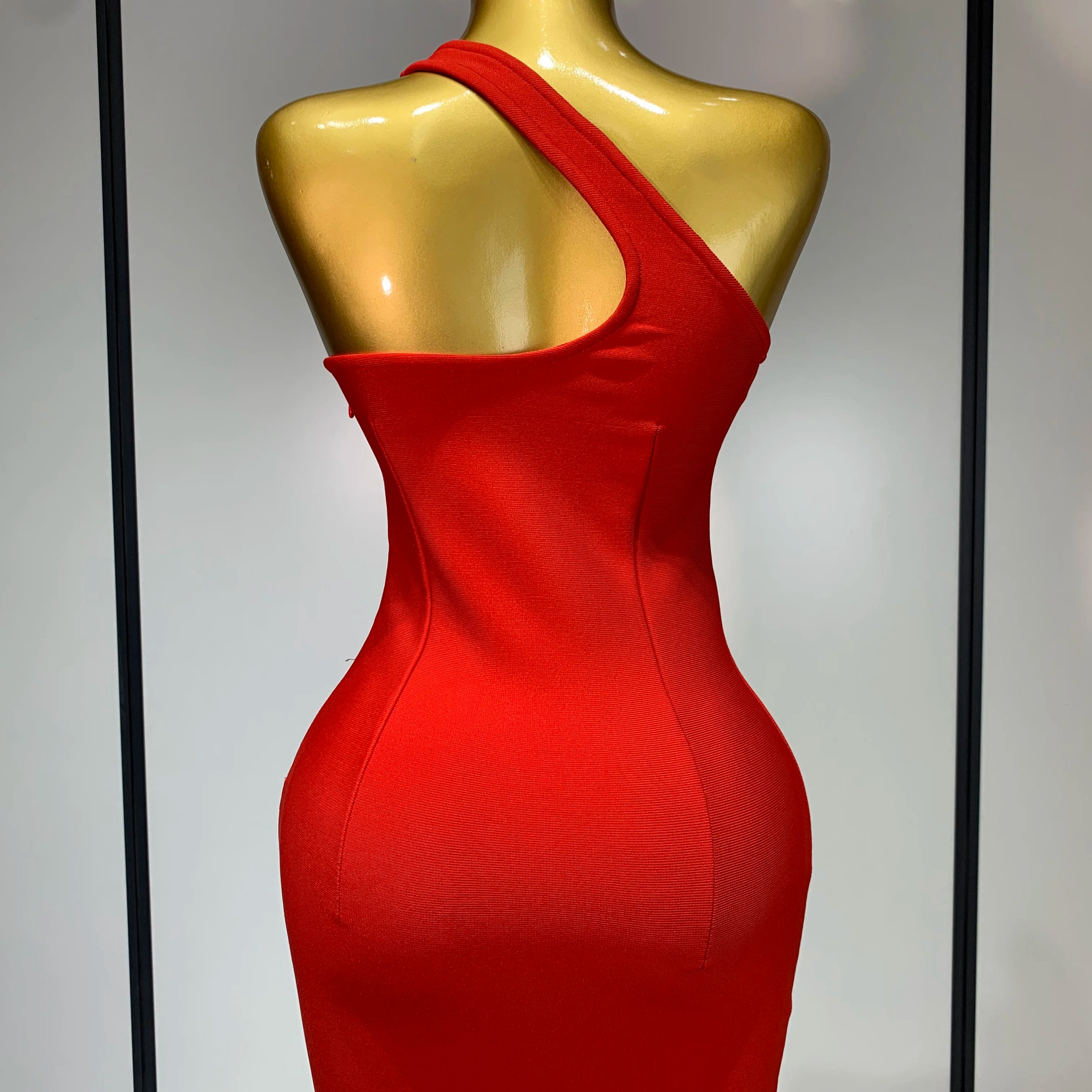 Luxury Birthday Dress Women Red Color Sexy One Shoulder Bodycon Bandage Mini Dress Celebrate Club Party Evening Fashion Dress