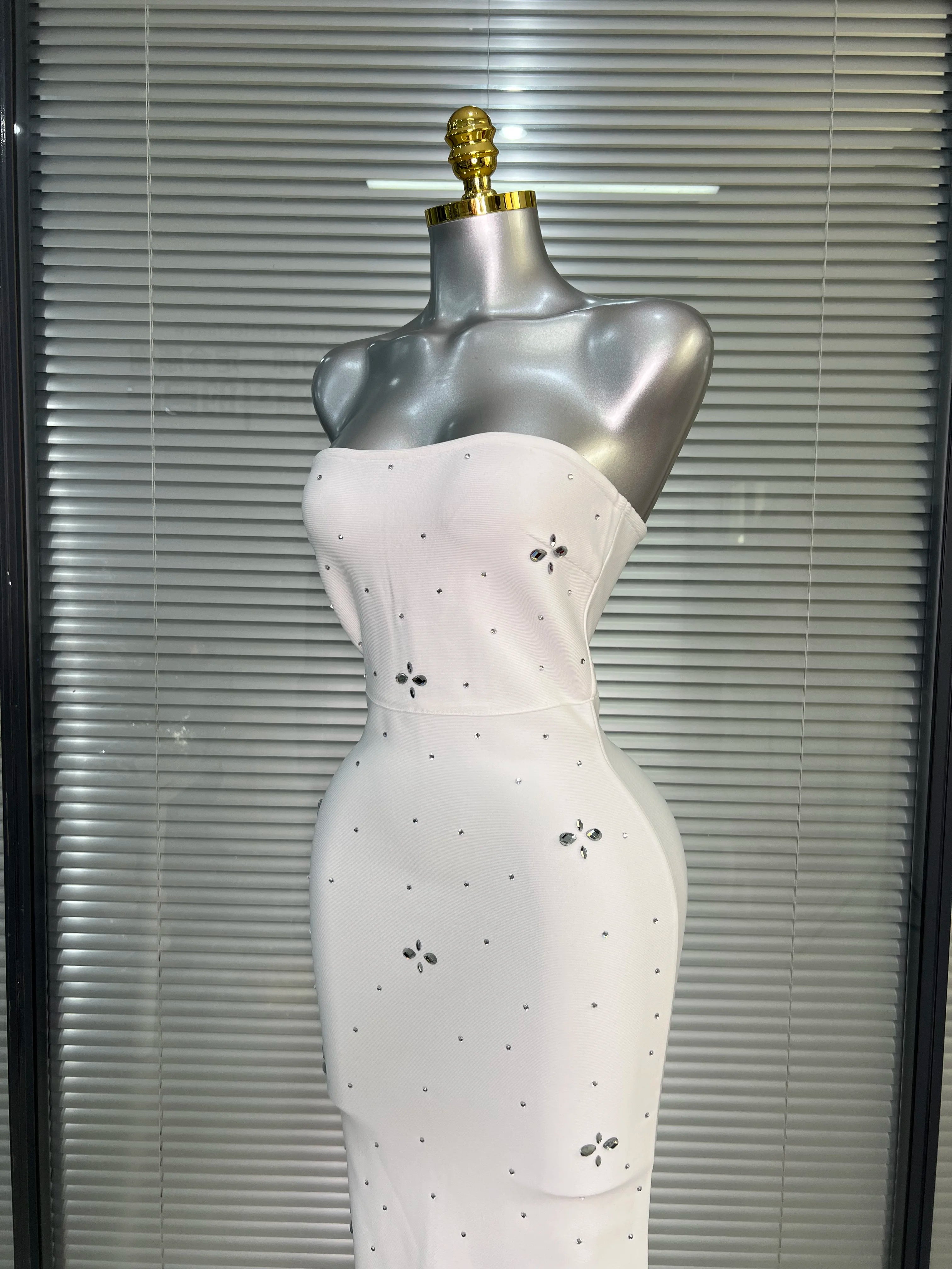 Summer New 2025 Women Strapless White Long Bodycon Bandage Dress Knitted Crystal Elegant Evening Party Dress Vestido