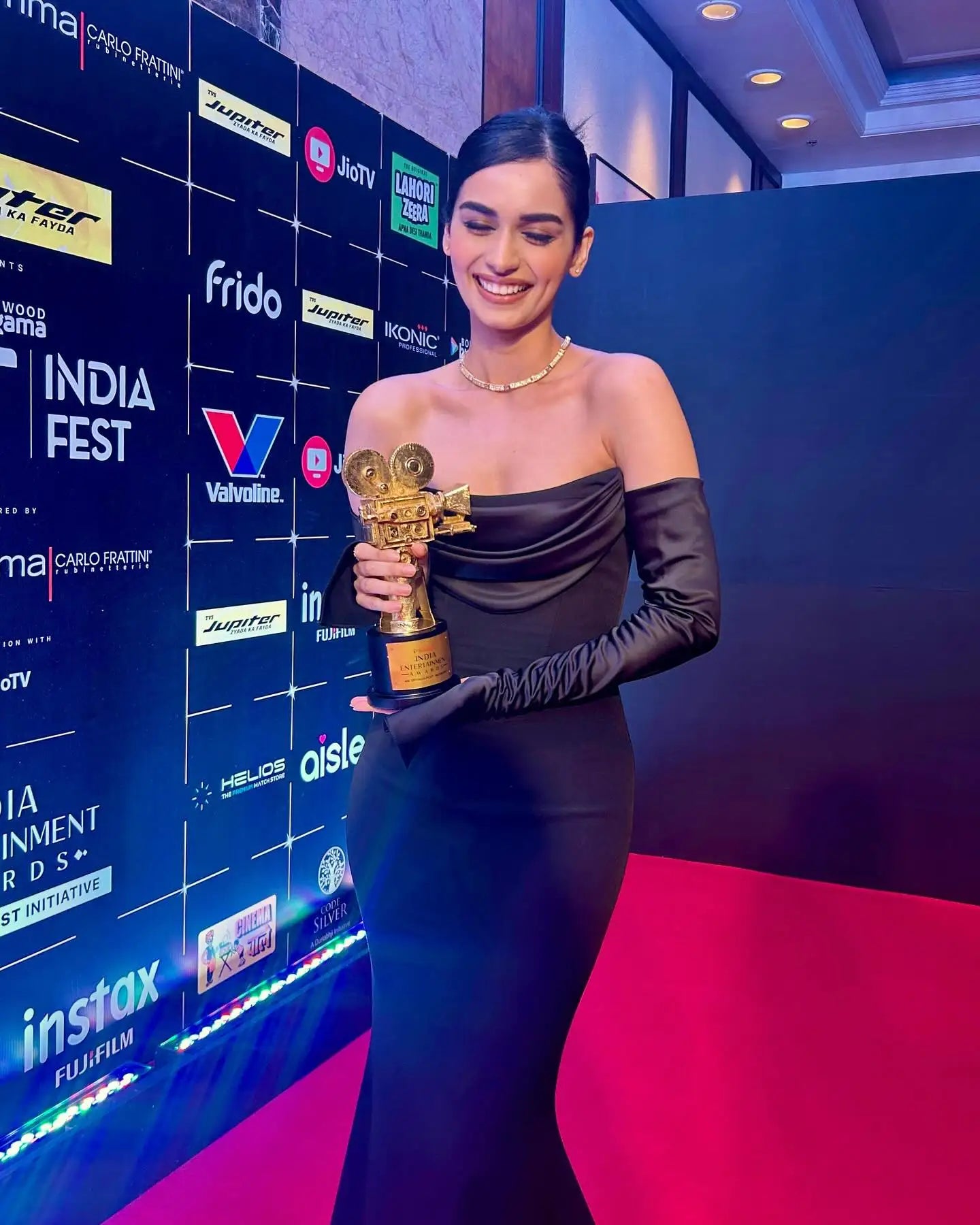 Sexy Off The Shoulder Long Sleeve Strapless Floor Length Dress Elegant Woman Wedding Party Vestido Celebrity Party