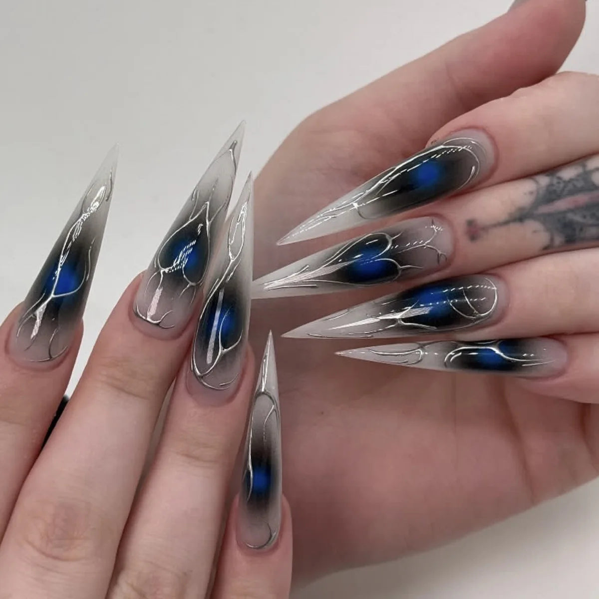 24pcs Gothic Dark Style Fake Nail Tips Punk Metal Butterfly Almond Press on Nail Wearable Detachable Spice Girl False Nails