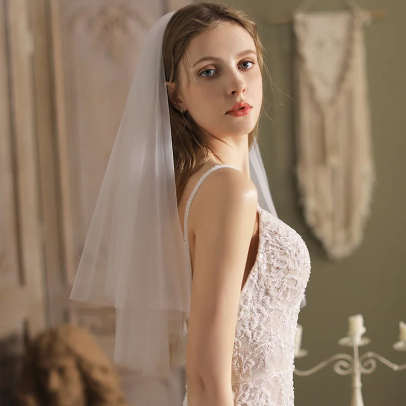 Elegant Short Bridal Wedding Veils Two Layer 75cm 2T with Metal Combe White for Party 2021 New Arrival