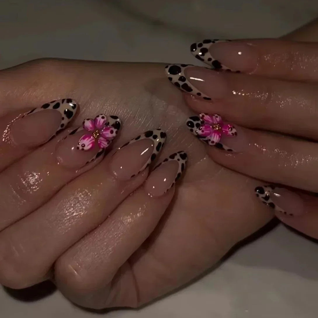 Cherry Leopard Print Almond Fake Nails Art Ballet Pointed False Nails Charms Flower Star Love Heart Press on Nails Manicure Tool