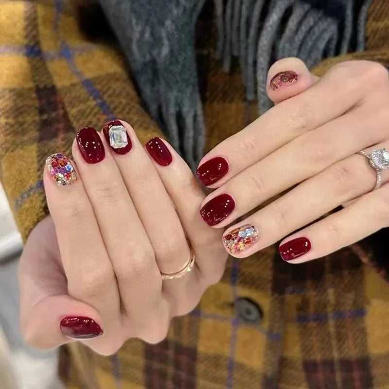 24Pcs Dark Black Stars Cat's Eye Press on Nails Set Summer Cute Wearing Short Fake Nail Patch Detachable Finished Nail Tips Art