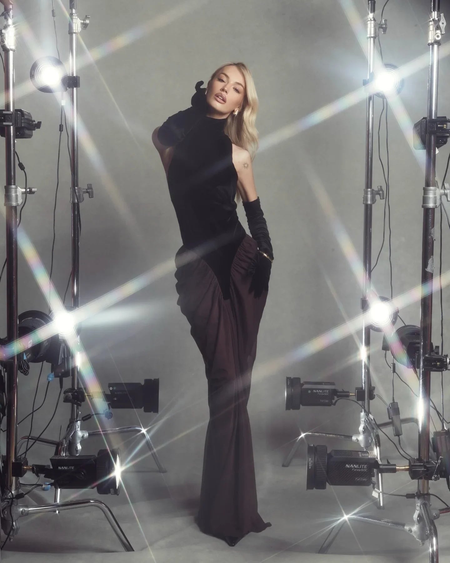 Arrival Women Sexy Velvet Off the Shoulder Mesh Long Bodycon Dress Gloves Celebrate Nightclub Party Celebrity Outfit