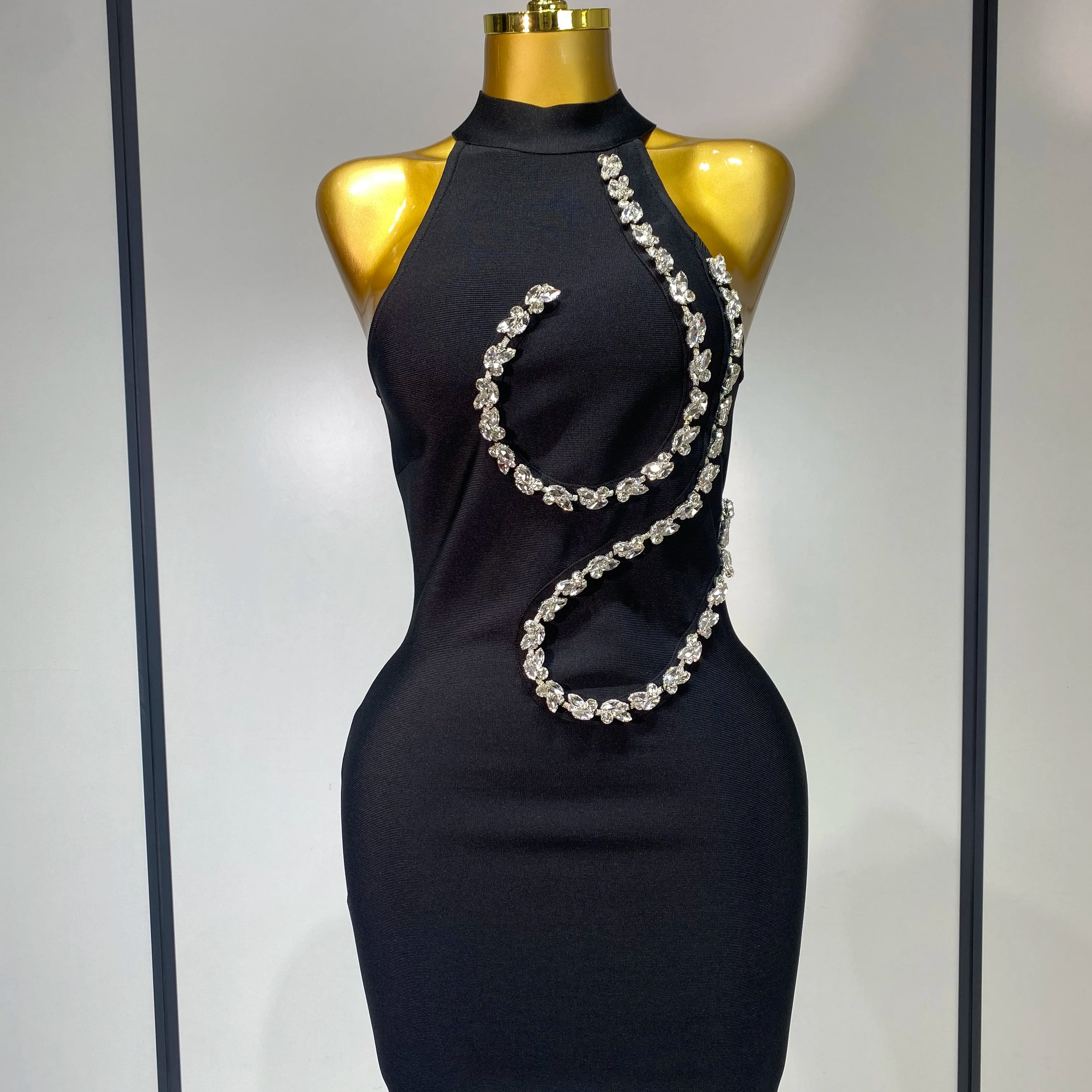 Women Sexy High Neck Shinning Crystal Bodycon Mini Bandage Dress Nightclub Party Luxury Birthday Elegant Celebrity Evening Dress