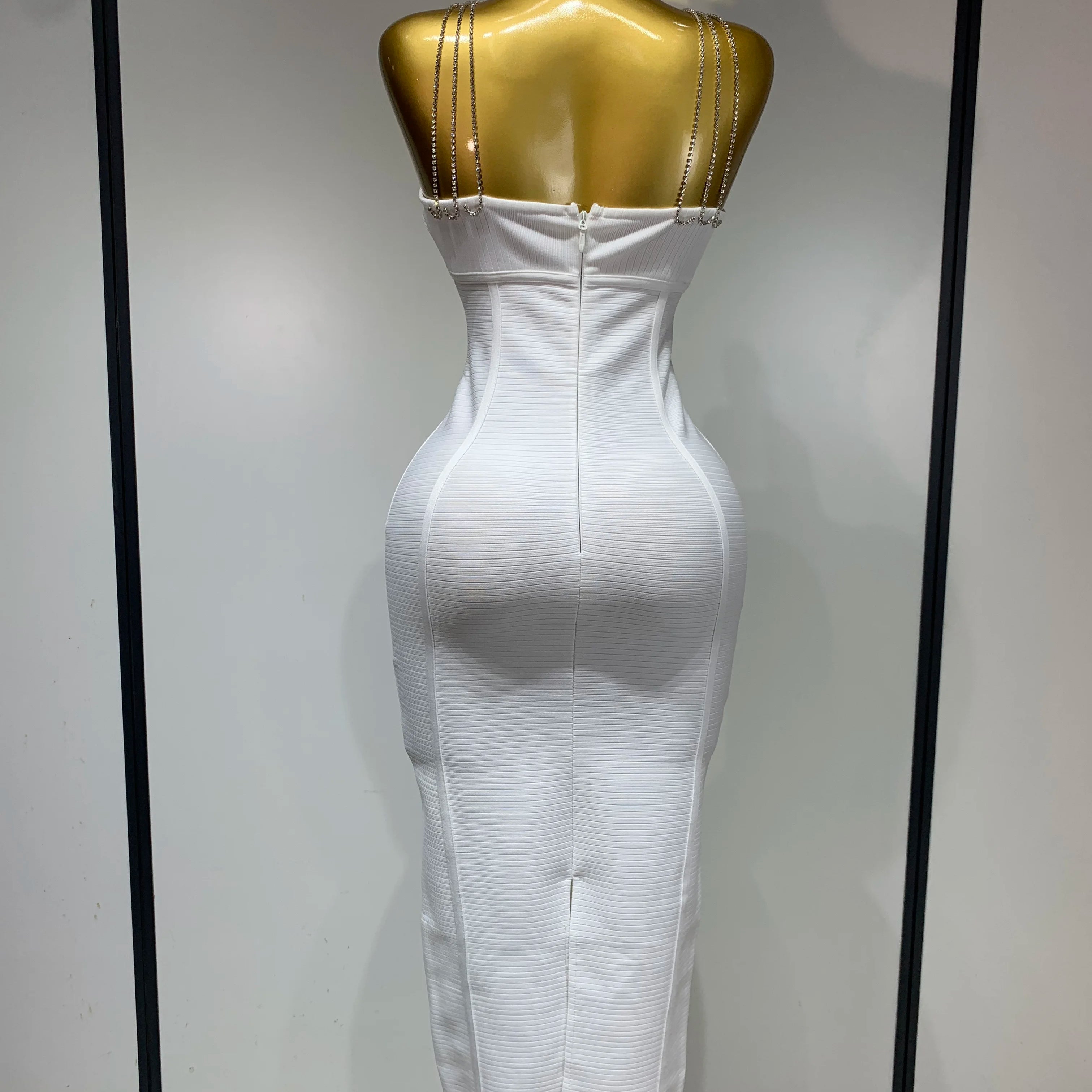 Sexy Sling Backless Crystal Diamonds Chain Bodycon Bandage Dress 2025 White Elegant Evening Club Luxury Birthday Party Dresses